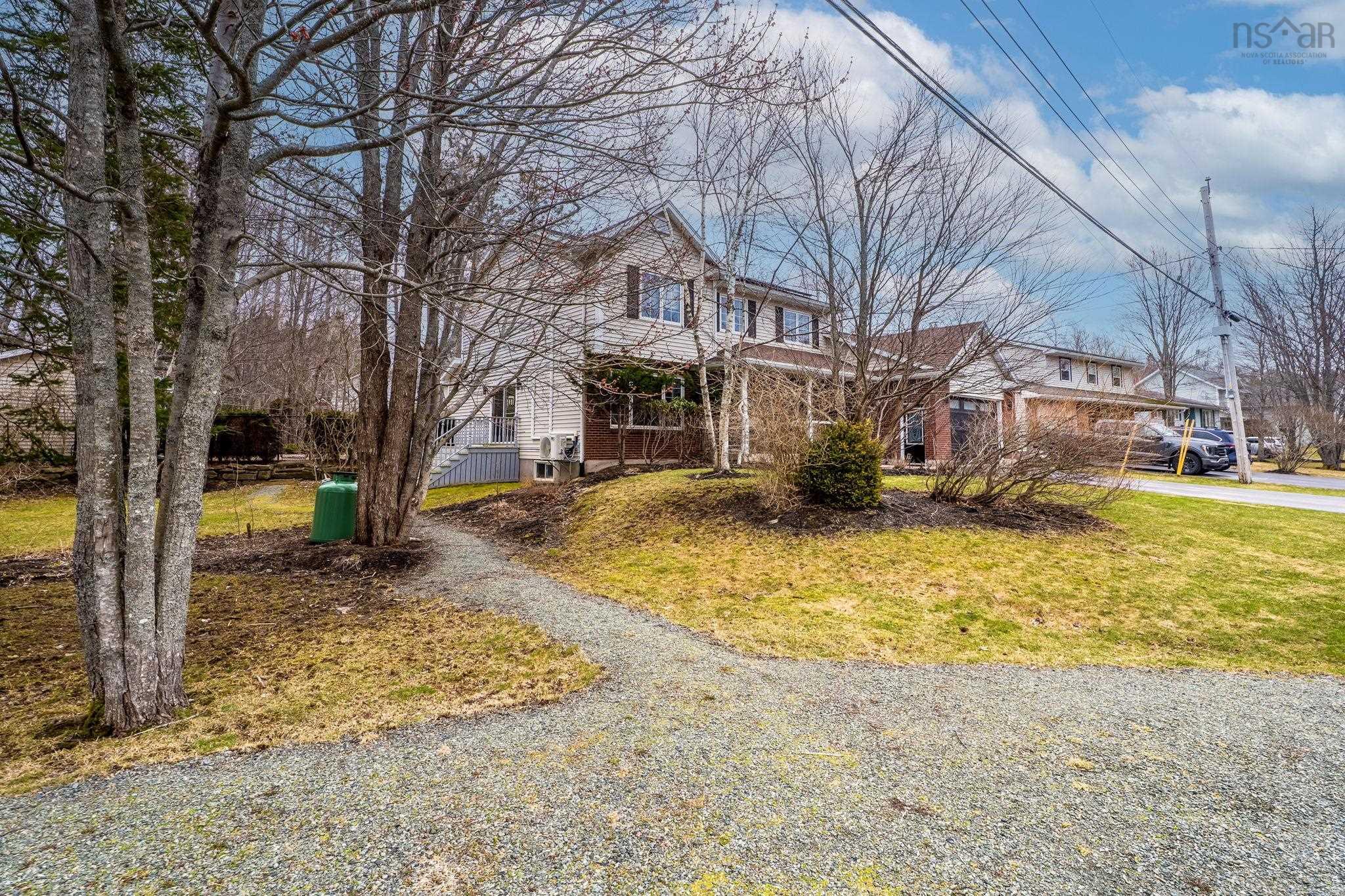 $824,900.00: 17 Pineview Crescent, Stellarton