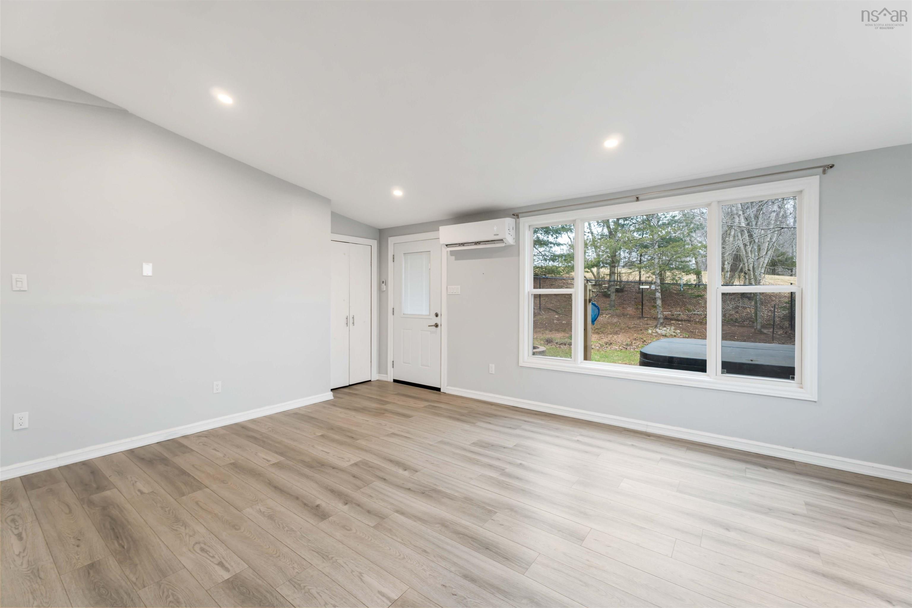 $399,900.00: 163 Old Halifax Road West Road, Three Mile Plains