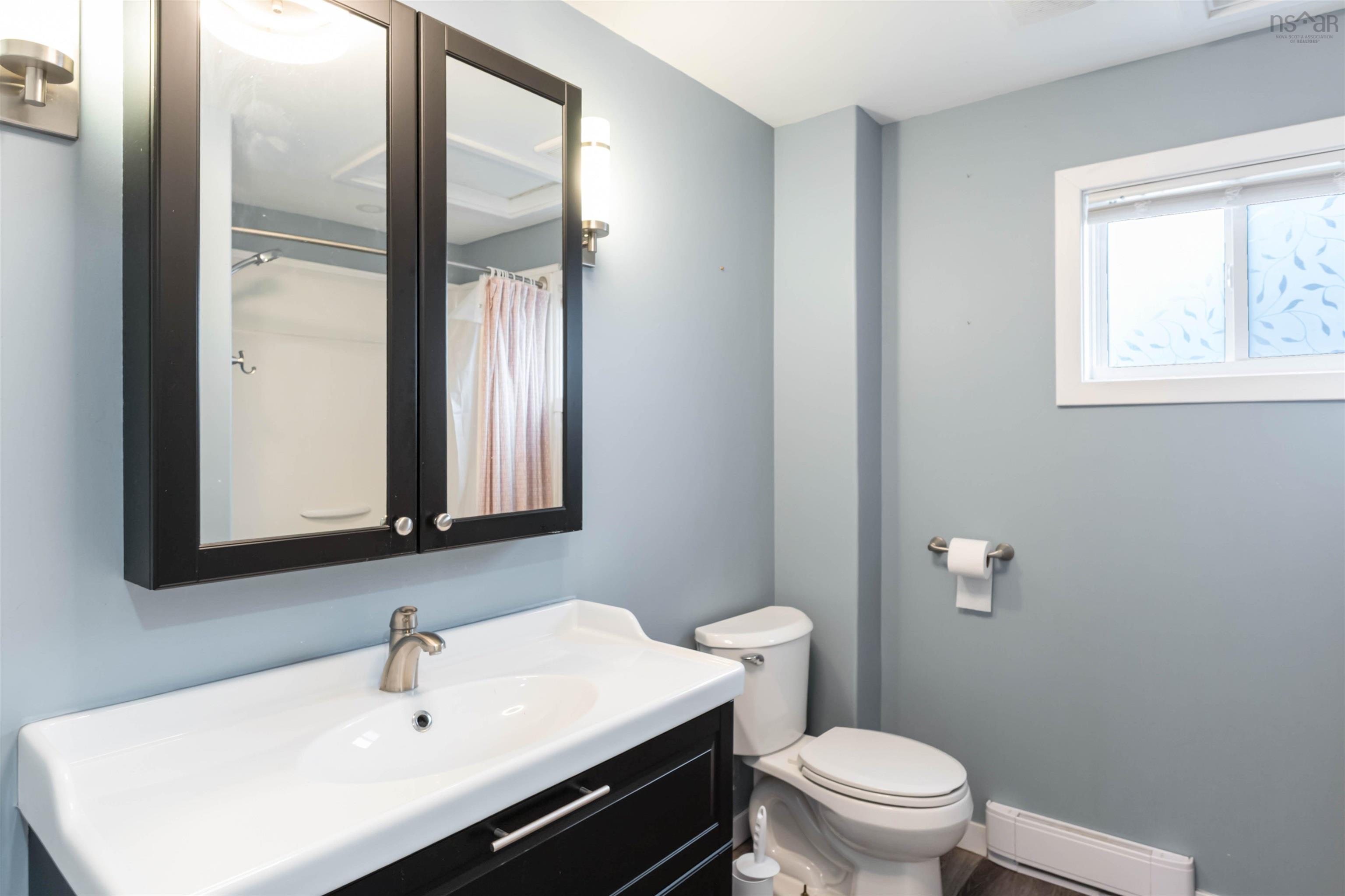 $399,900.00: 163 Old Halifax Road West Road, Three Mile Plains