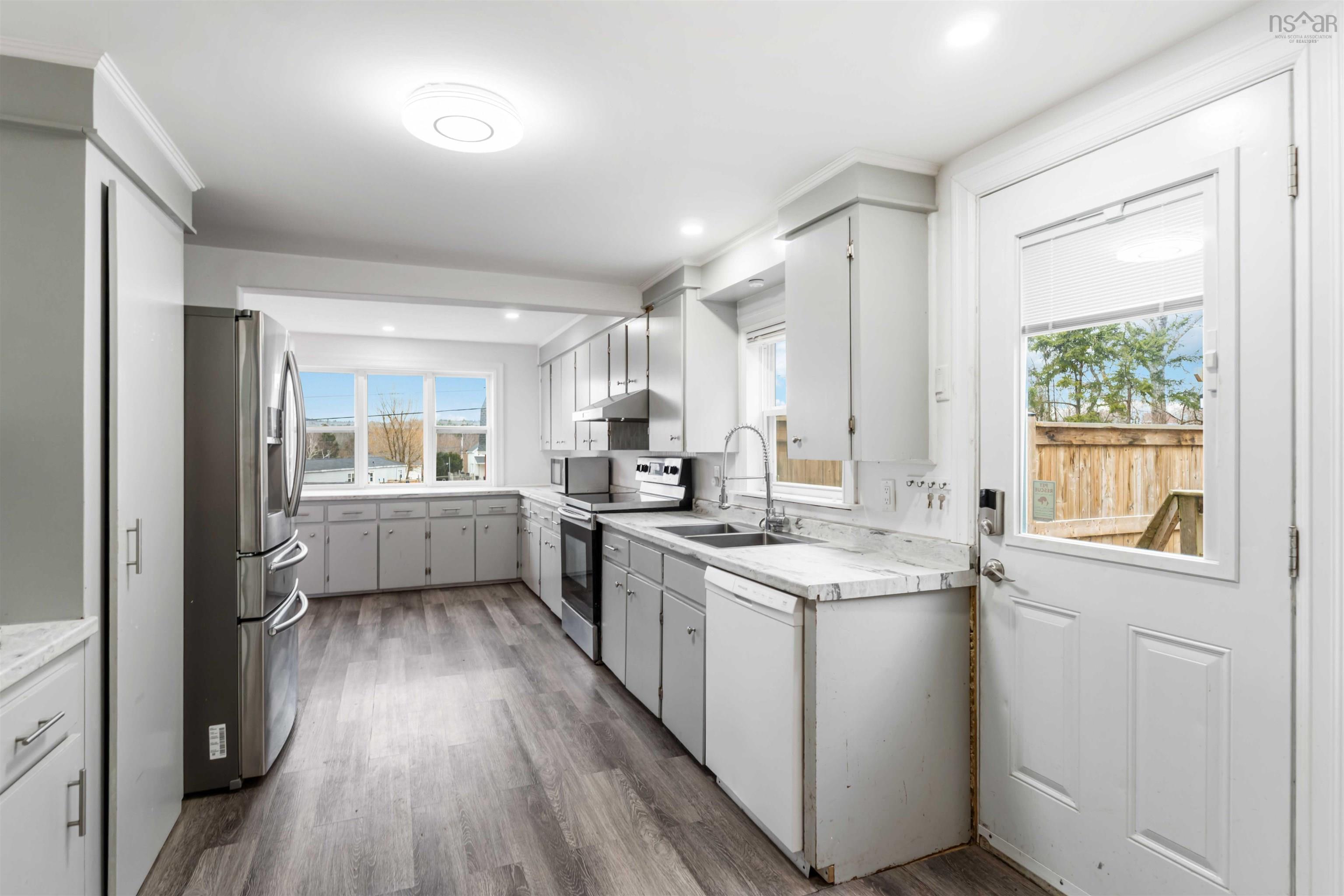 $399,900.00: 163 Old Halifax Road West Road, Three Mile Plains