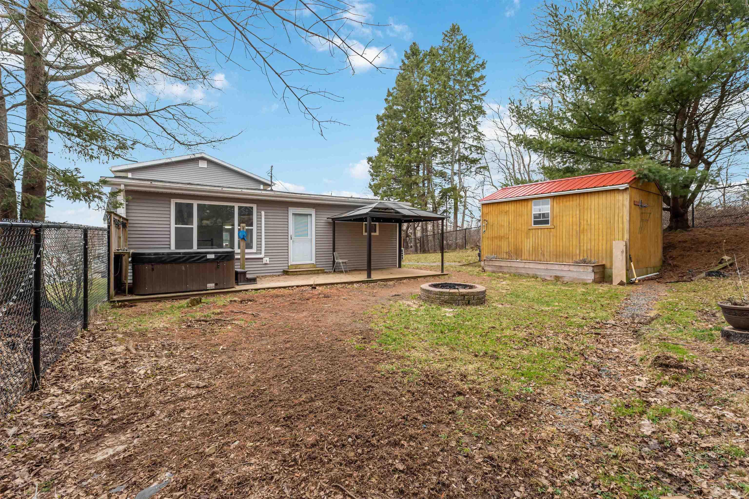 $399,900.00: 163 Old Halifax Road West Road, Three Mile Plains