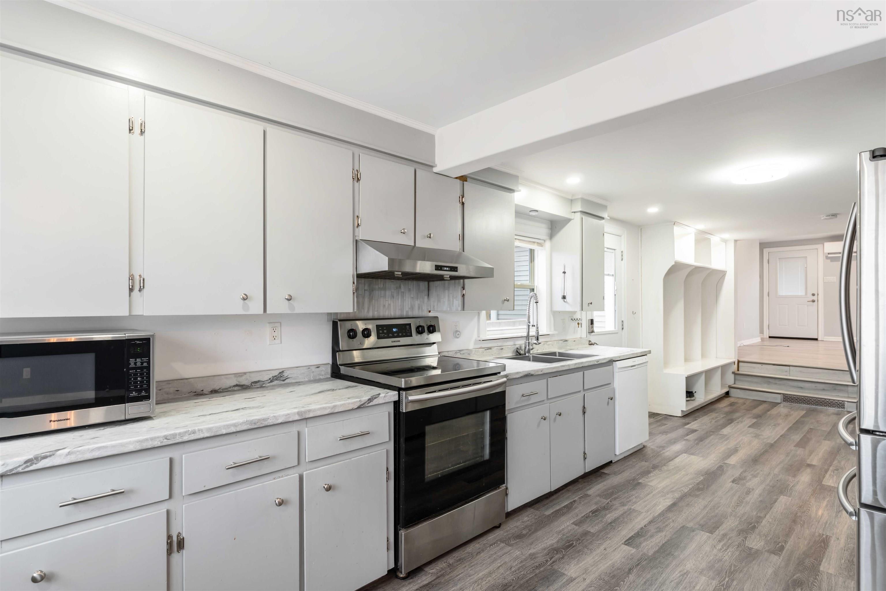 $399,900.00: 163 Old Halifax Road West Road, Three Mile Plains