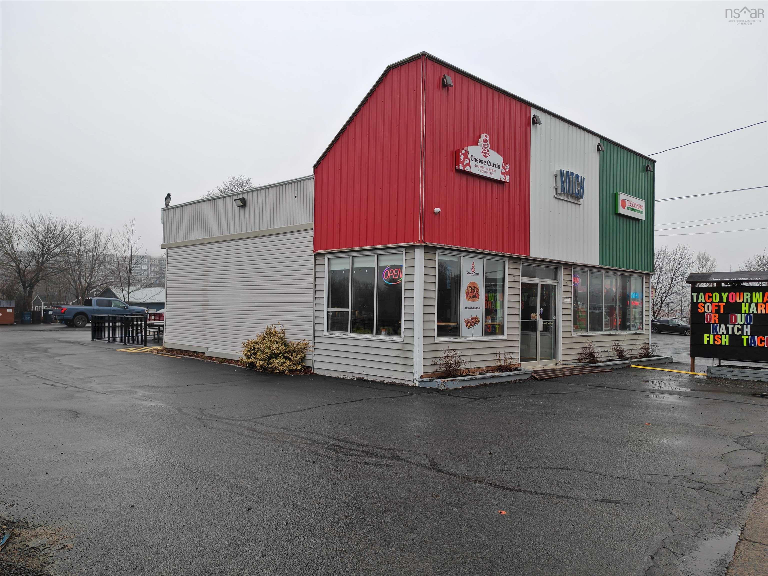 664 Sackville Drive, Lower Sackville, NS (MLS® 202507460)