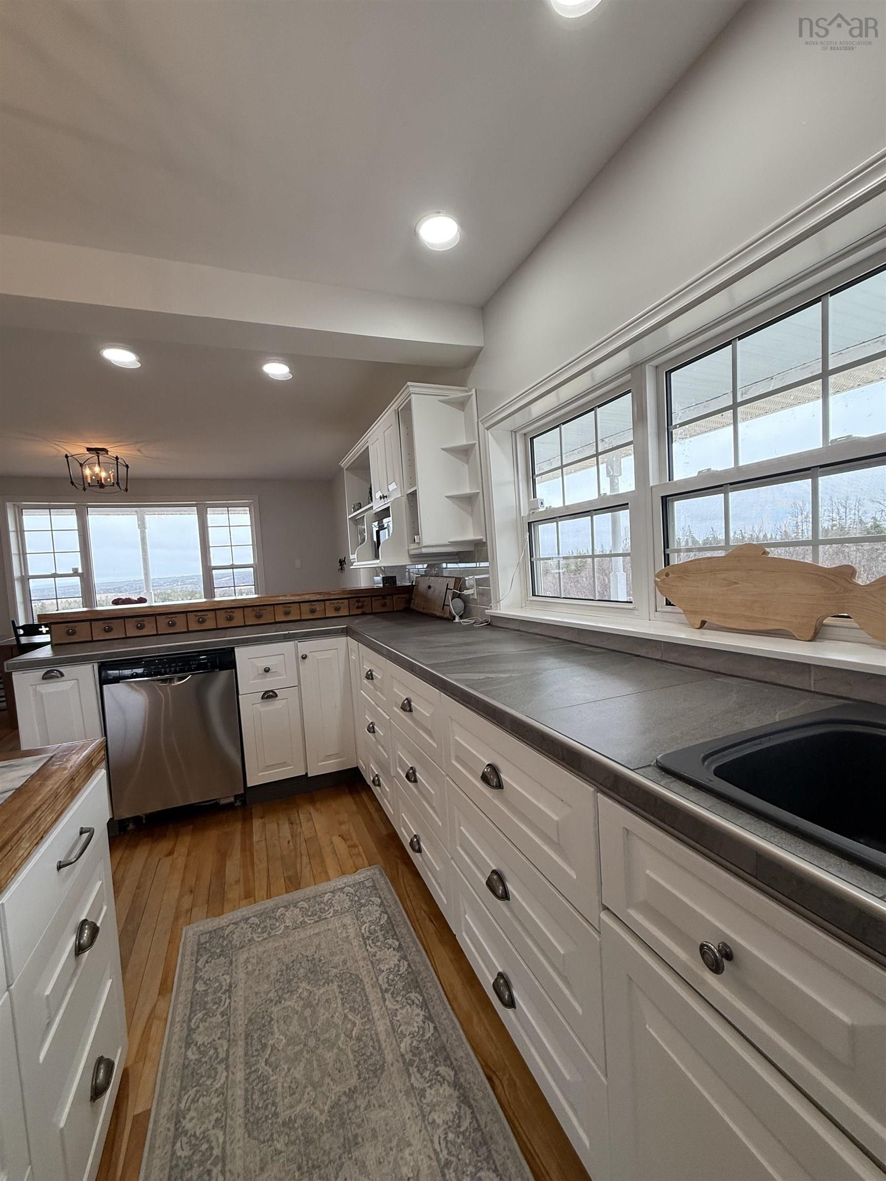 $624,999.00: 9802 4 Highway, Tracadie