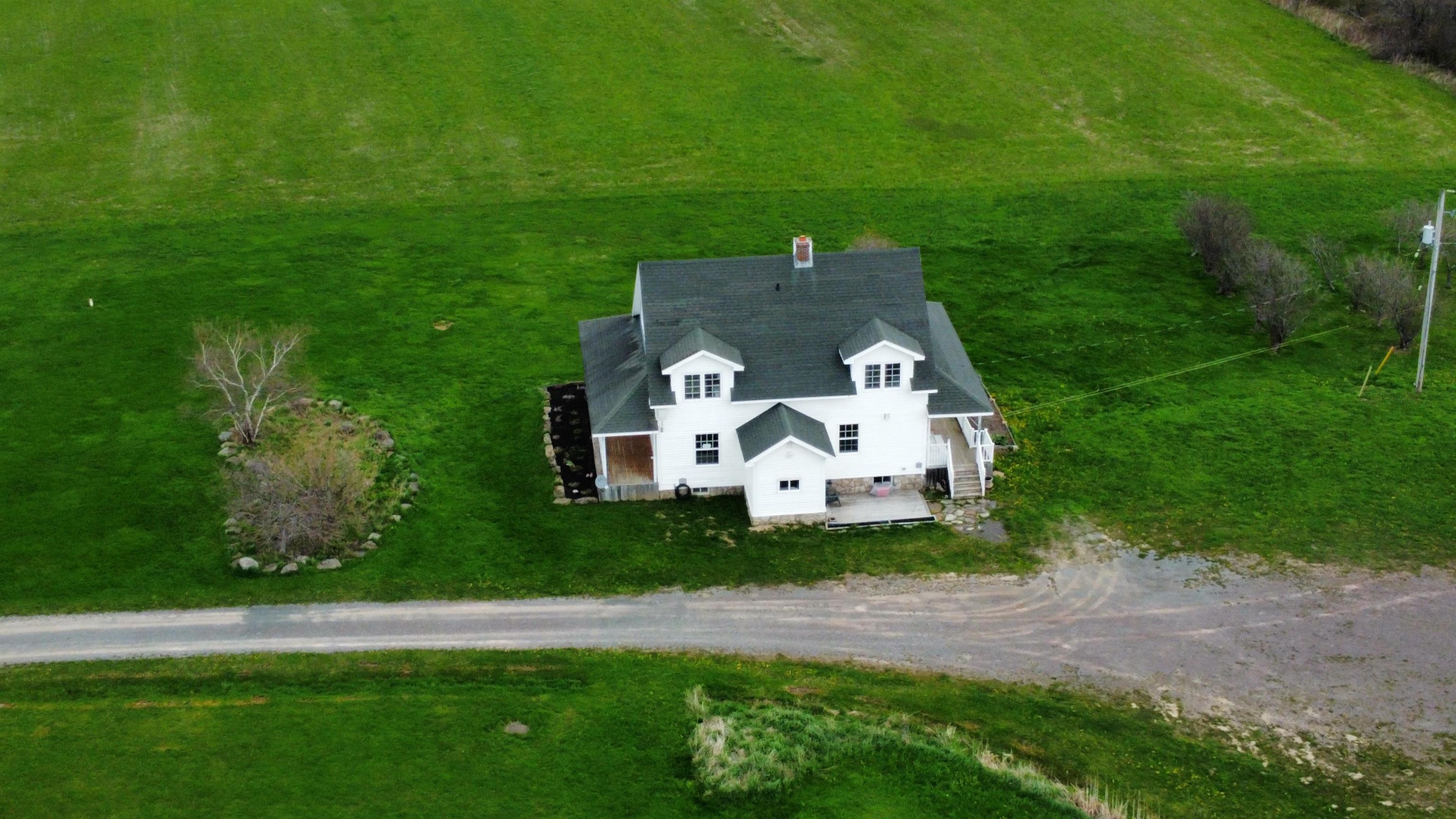 $624,999.00: 9802 4 Highway, Tracadie