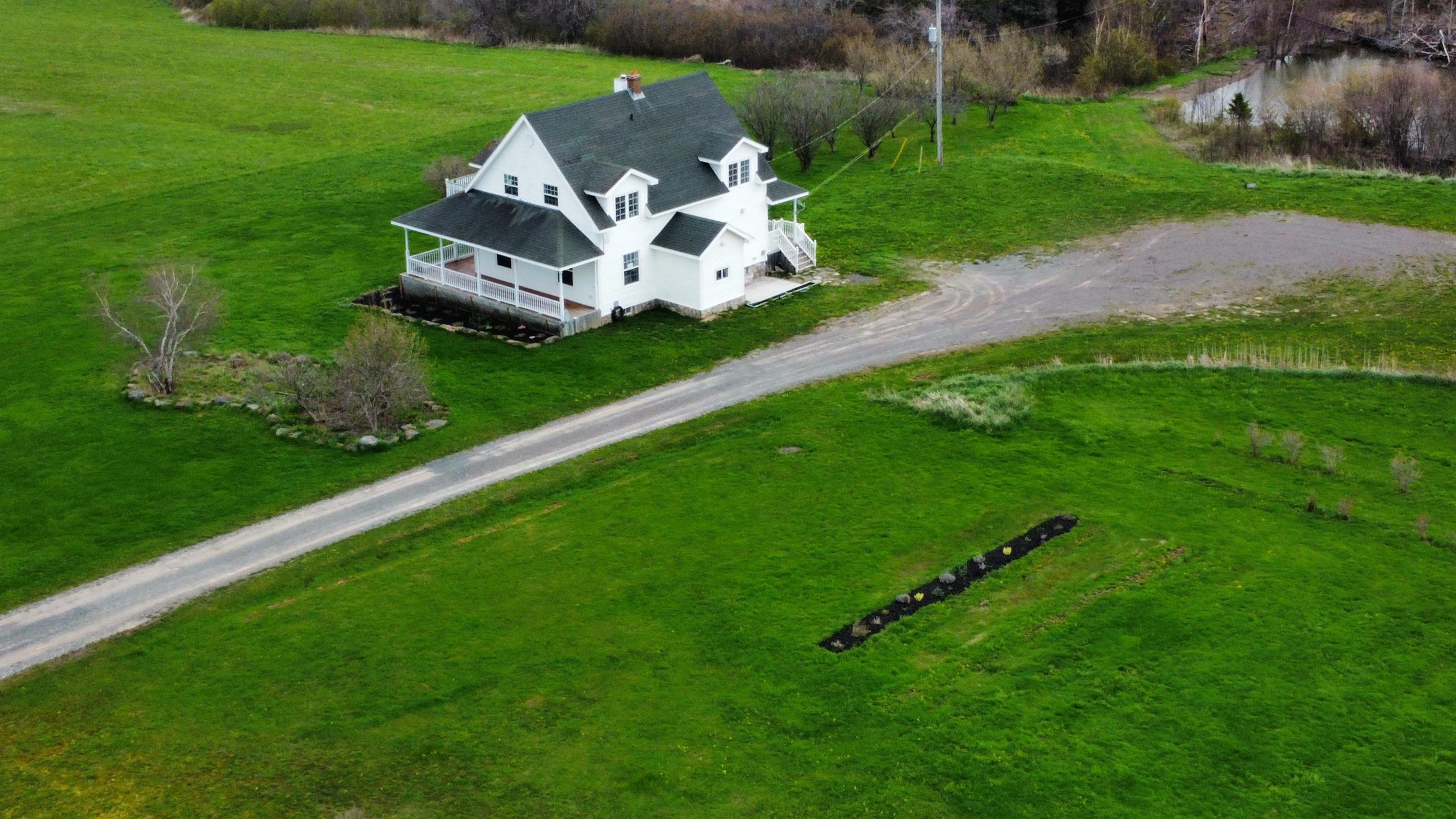 $624,999.00: 9802 4 Highway, Tracadie