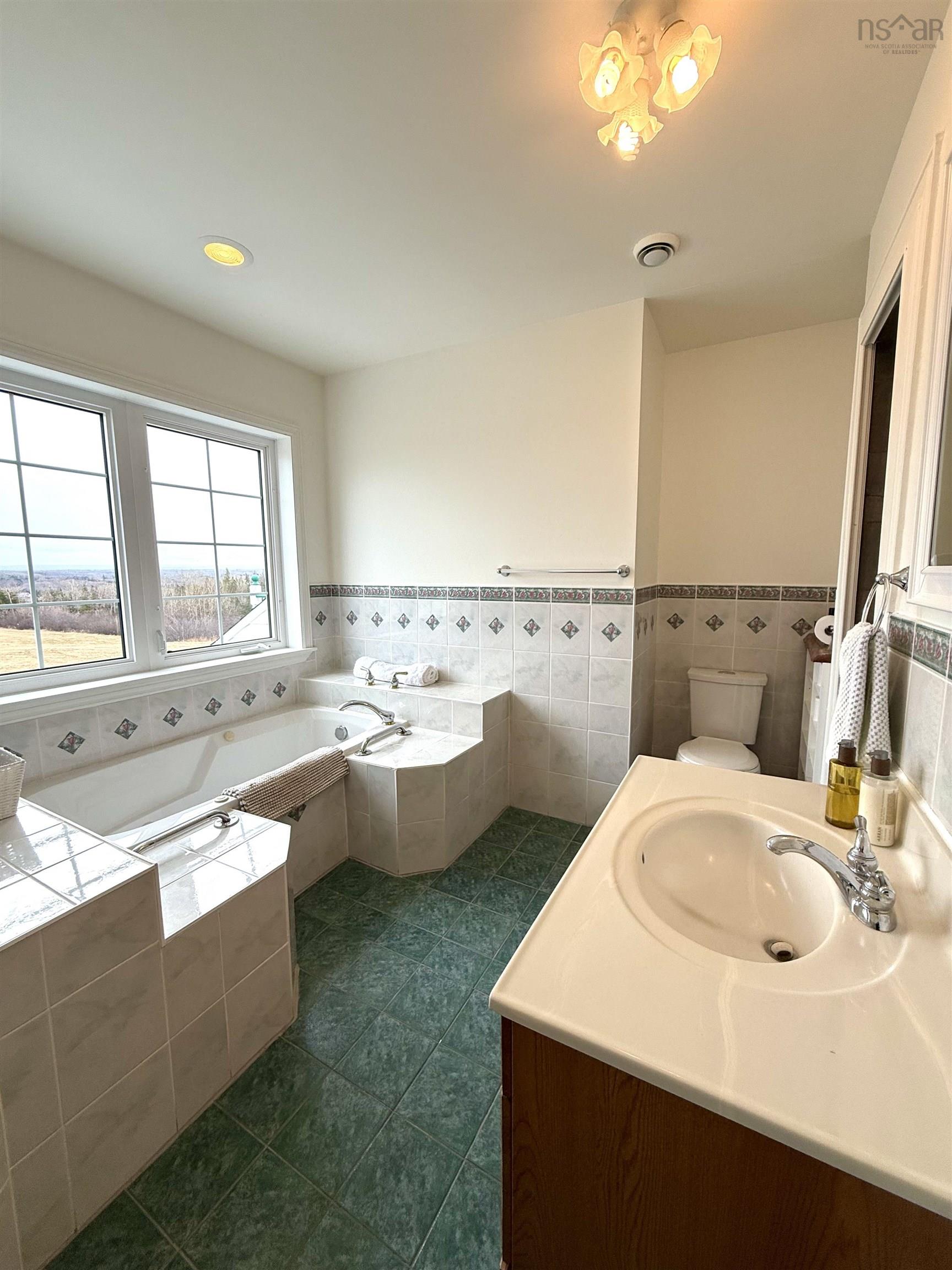 $624,999.00: 9802 4 Highway, Tracadie