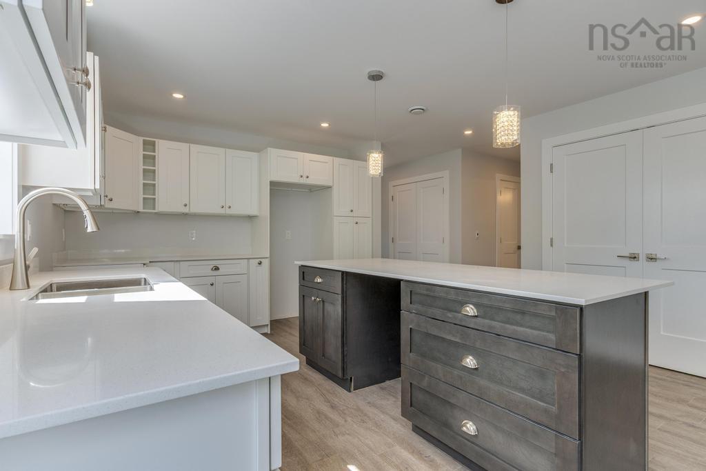 $474,900.00: 36 Pemberton Avenue, Garlands Crossing