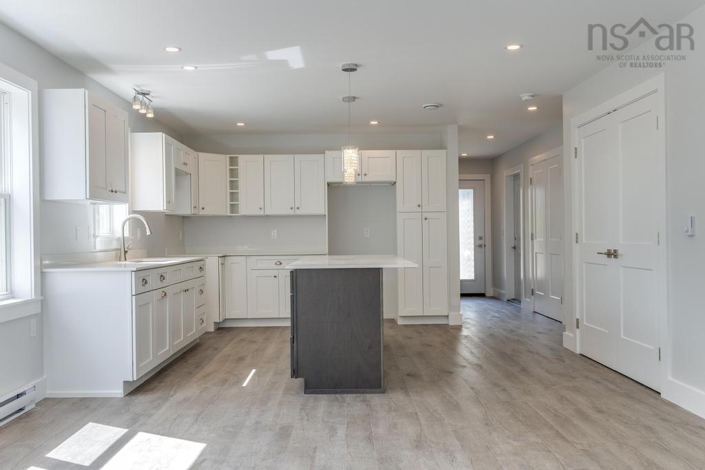 $474,900.00: 36 Pemberton Avenue, Garlands Crossing