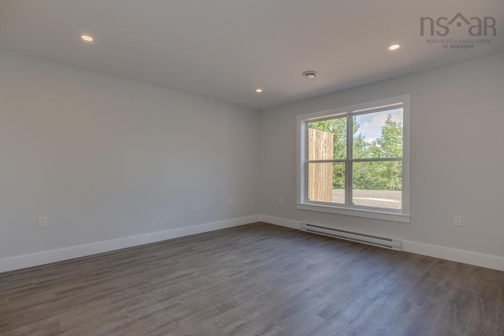 $474,900.00: 36 Pemberton Avenue, Garlands Crossing