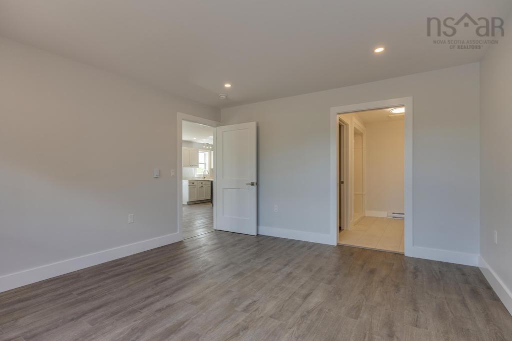 $474,900.00: 36 Pemberton Avenue, Garlands Crossing