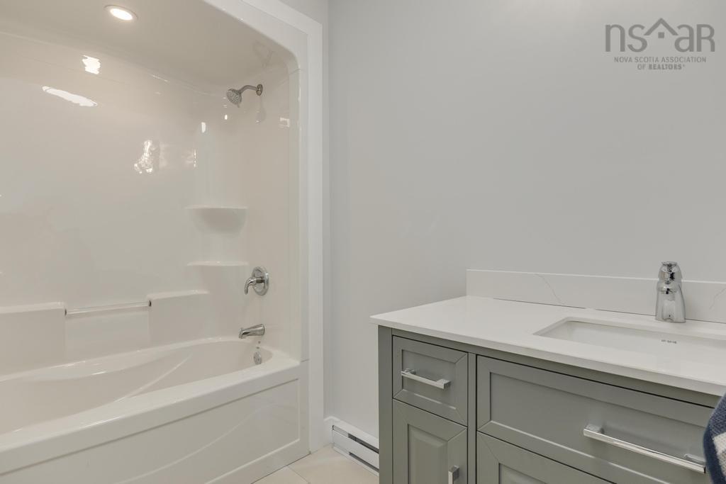 $474,900.00: 36 Pemberton Avenue, Garlands Crossing