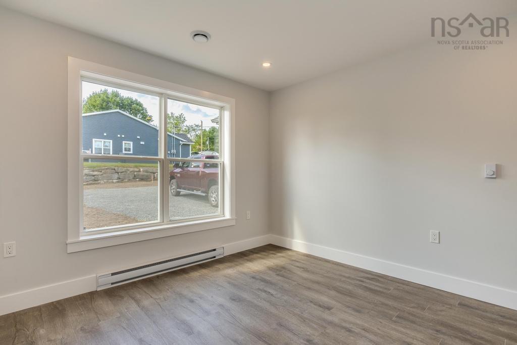 $474,900.00: 36 Pemberton Avenue, Garlands Crossing