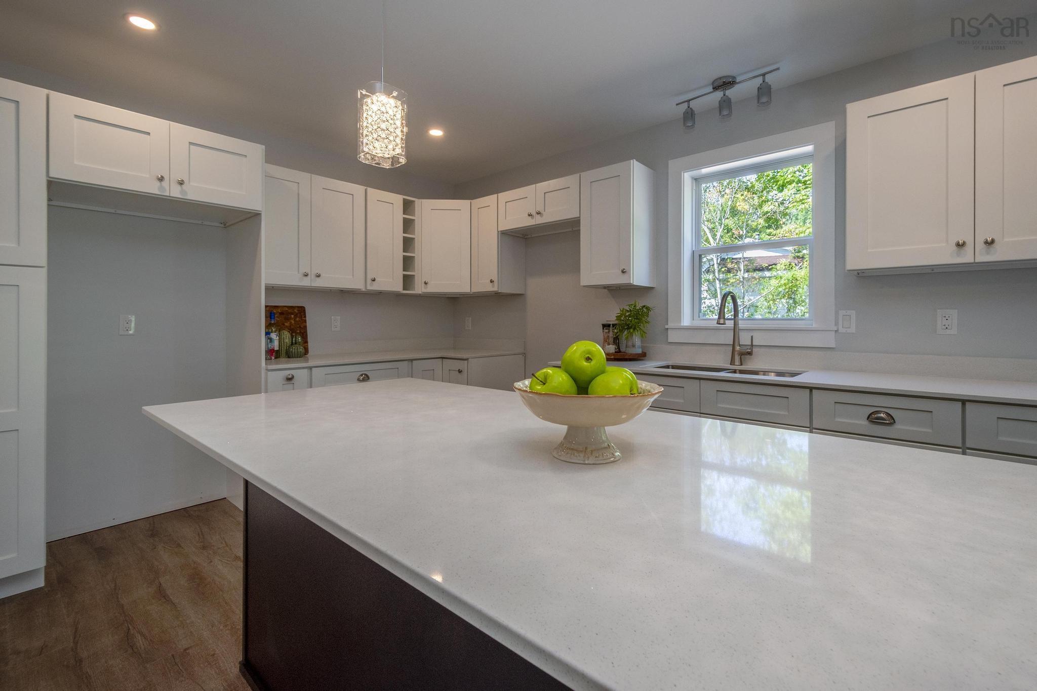 $474,900.00: 38 Pemberton Avenue, Garlands Crossing