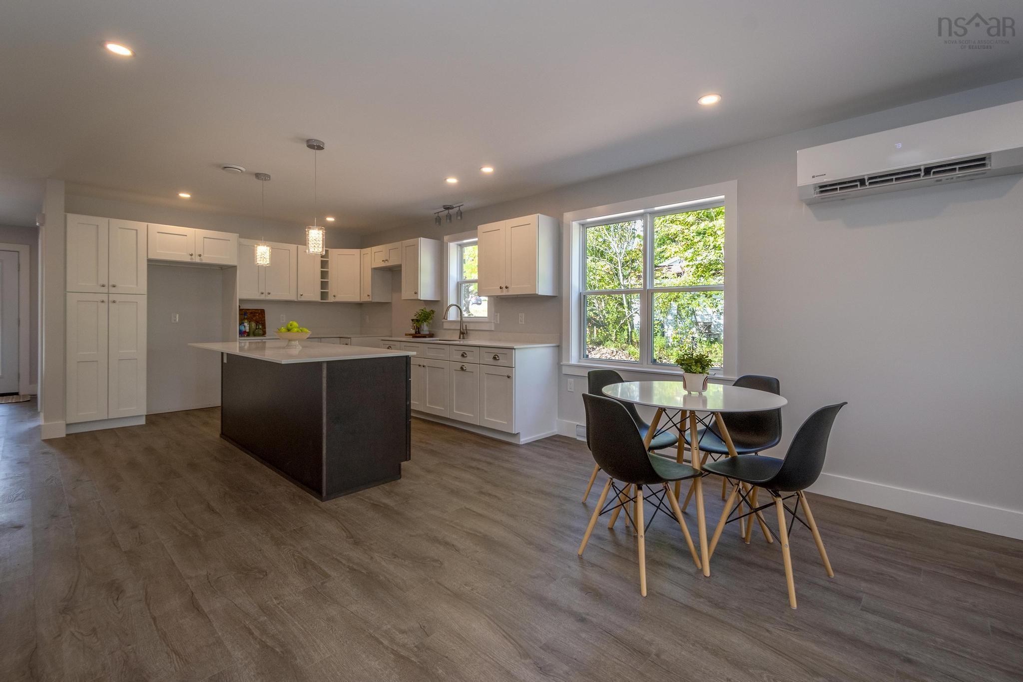 $474,900.00: 38 Pemberton Avenue, Garlands Crossing