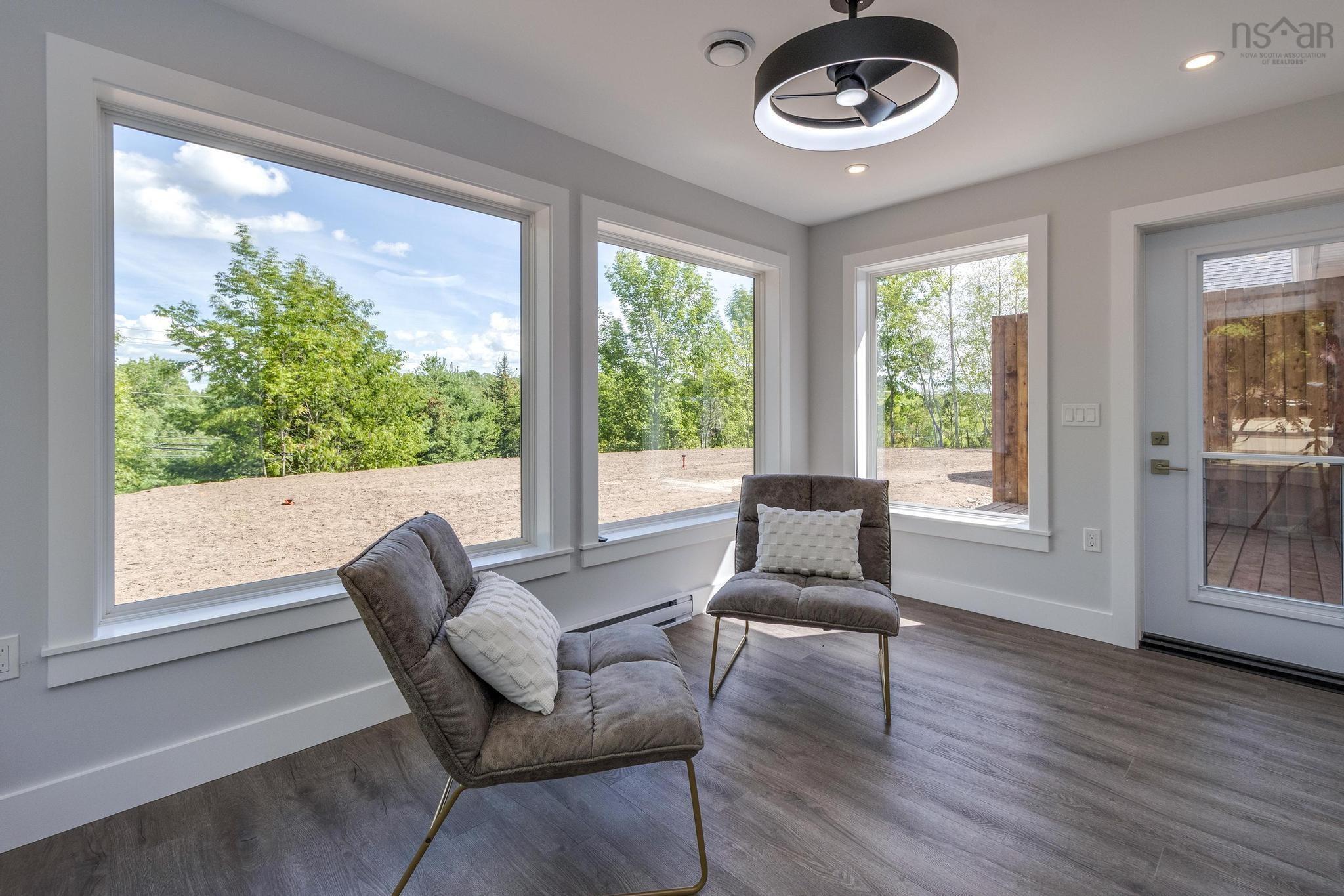 $474,900.00: 38 Pemberton Avenue, Garlands Crossing