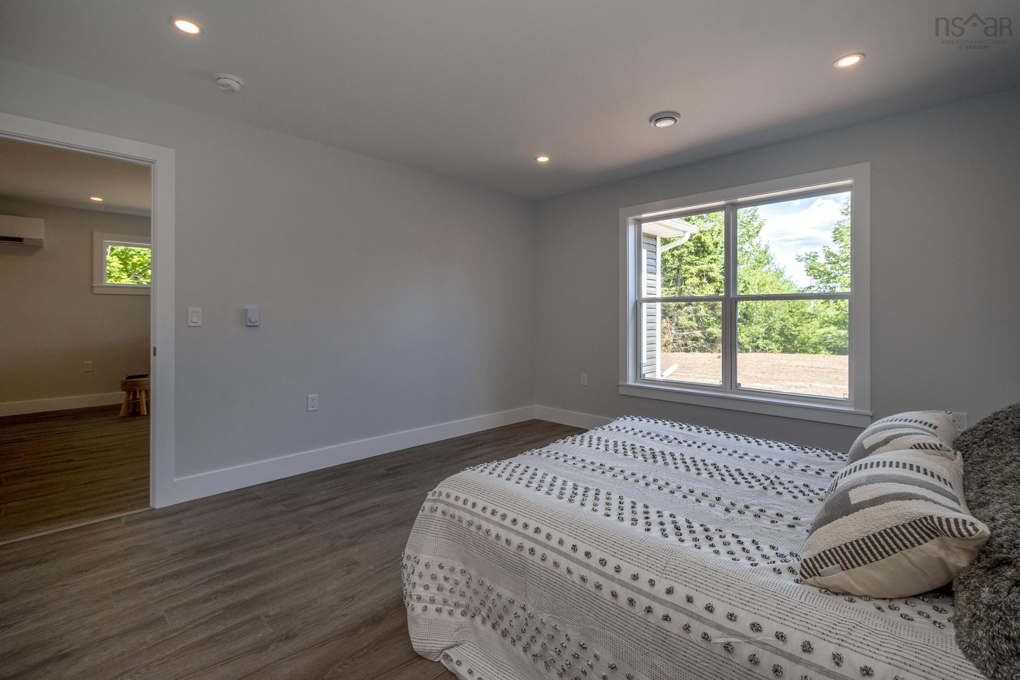 $474,900.00: 38 Pemberton Avenue, Garlands Crossing