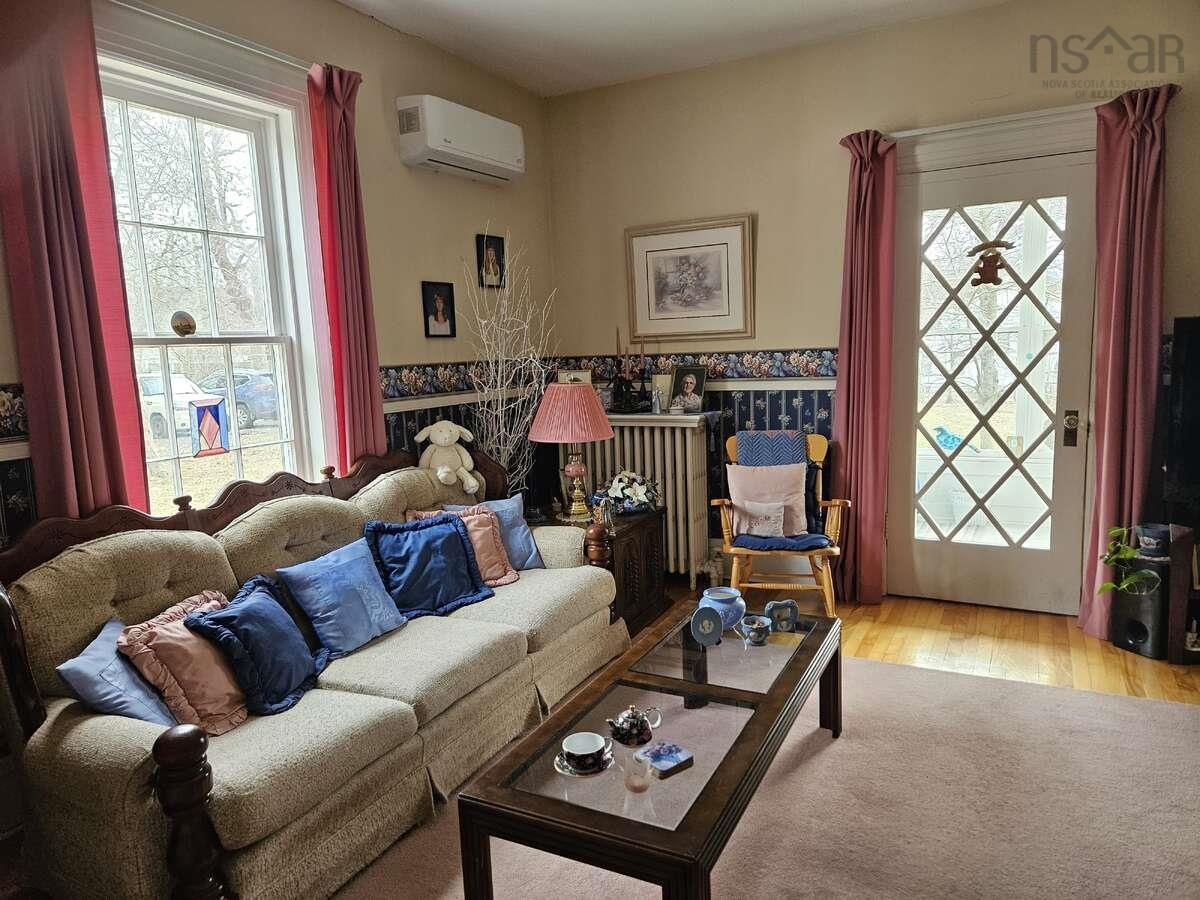 $415,000.00: 85 Alexander Street, New Glasgow