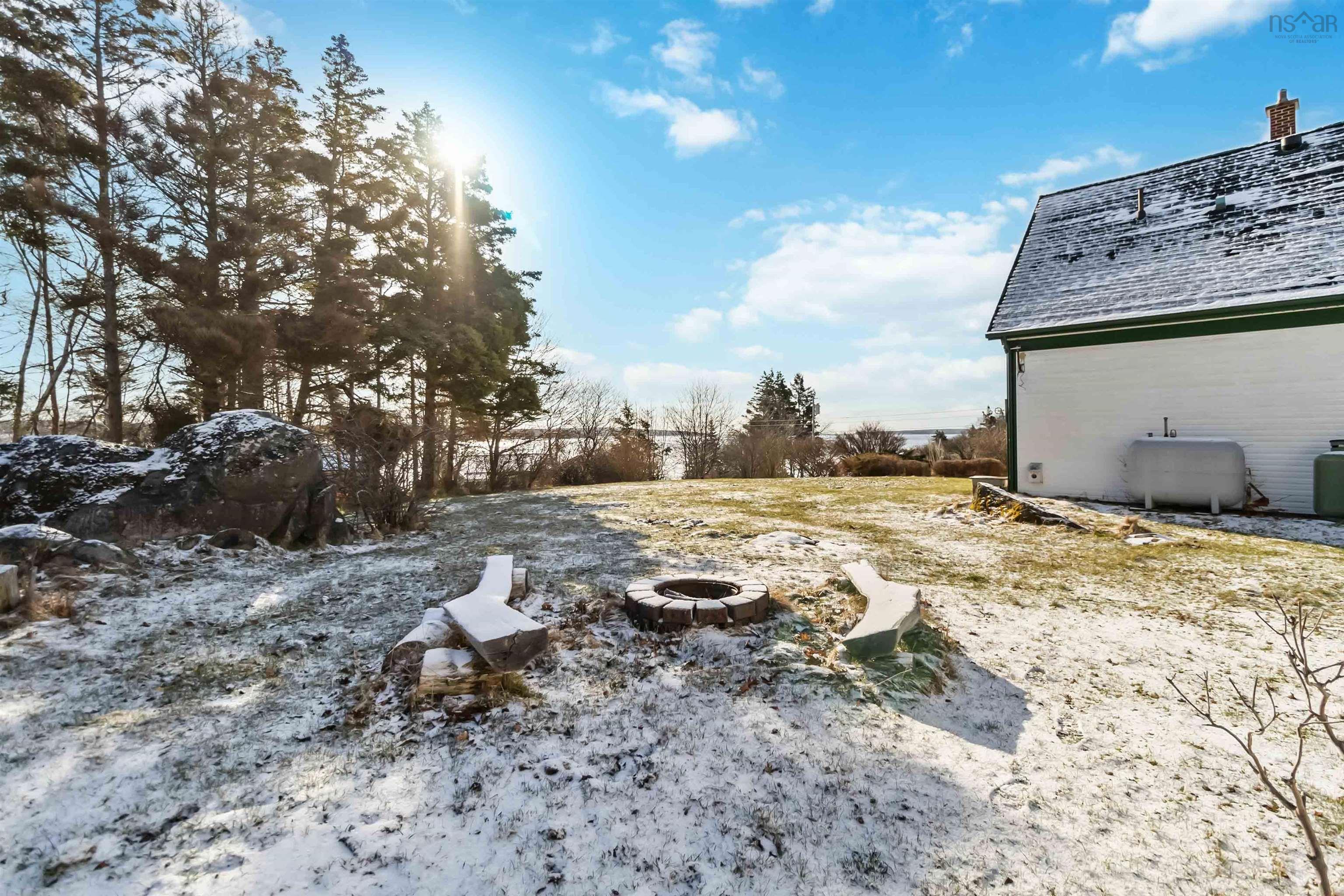 $459,999.00: 1285 Shore Road, Churchover