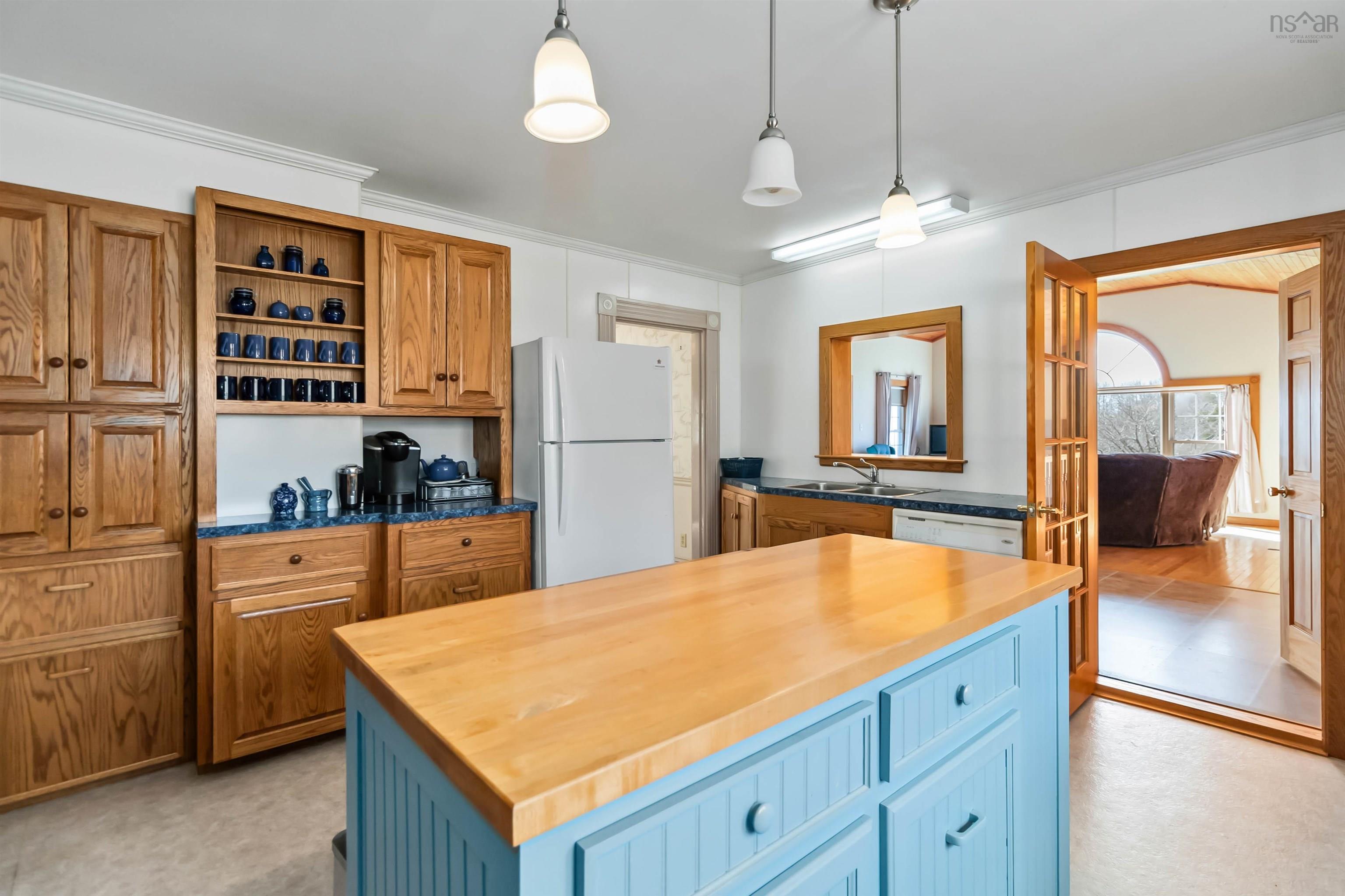 $459,999.00: 1285 Shore Road, Churchover