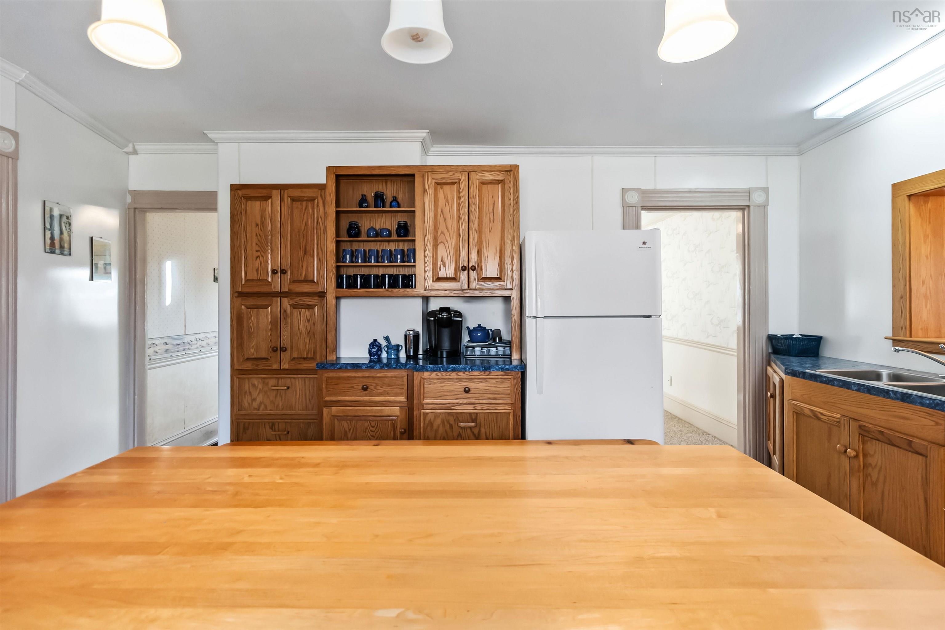 $459,999.00: 1285 Shore Road, Churchover