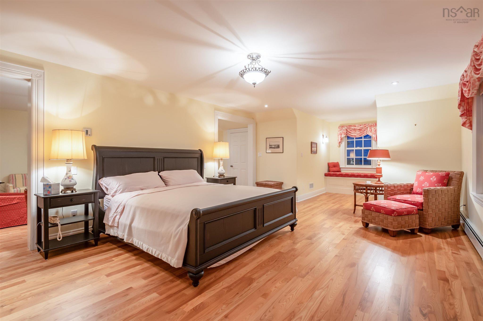 $2,950,000.00: 116 Princes Inlet Drive, Martins Brook