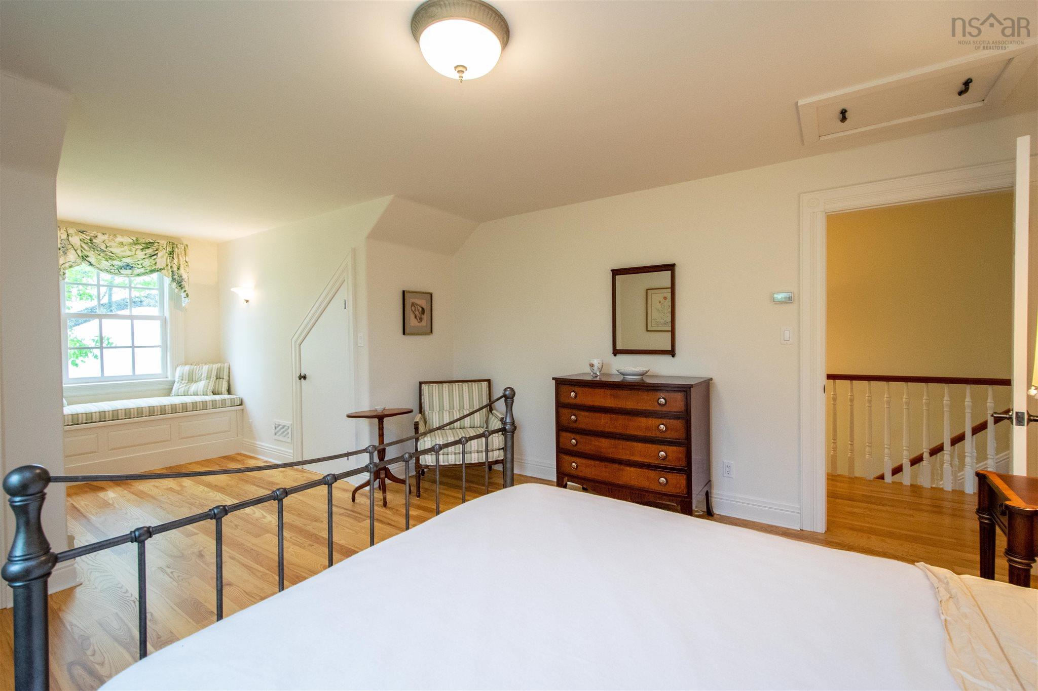 $2,950,000.00: 116 Princes Inlet Drive, Martins Brook