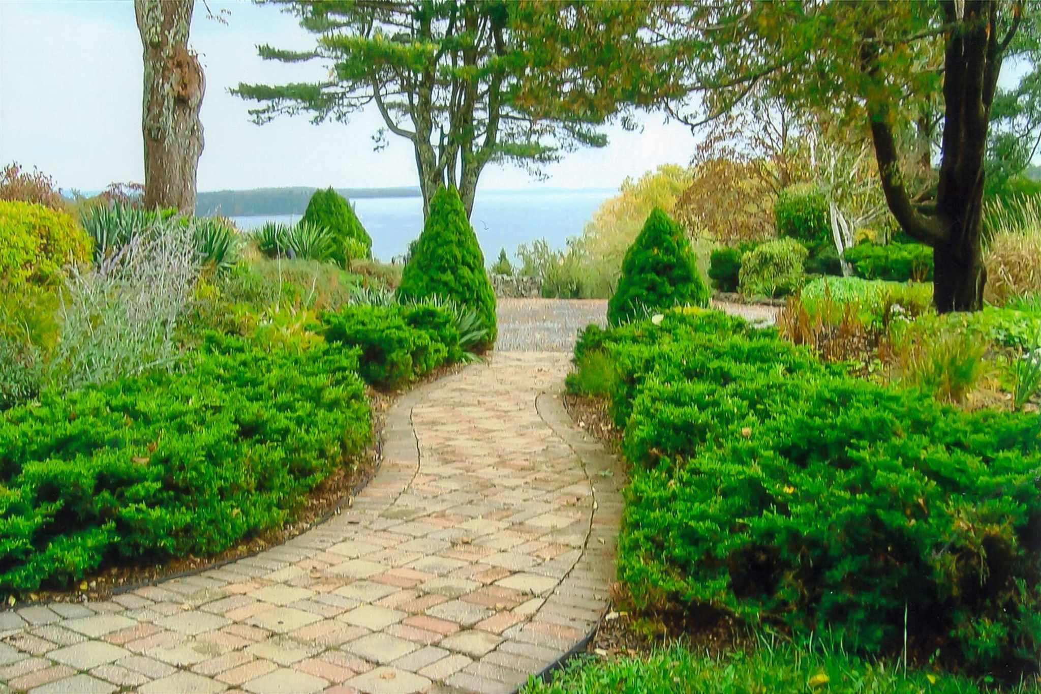 $2,950,000.00: 116 Princes Inlet Drive, Martins Brook