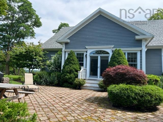 $2,950,000.00: 116 Princes Inlet Drive, Martins Brook