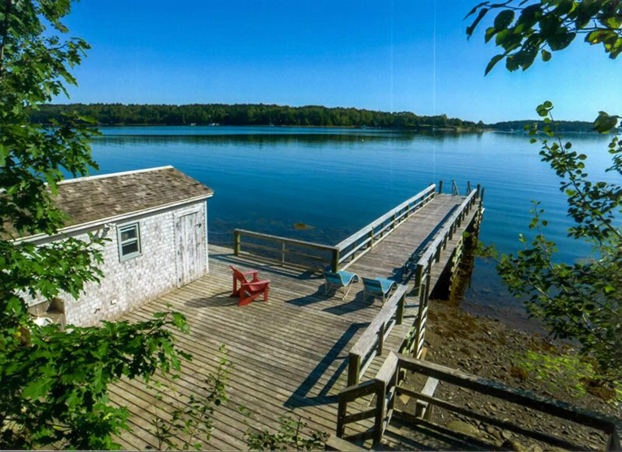 $2,950,000.00: 116 Princes Inlet Drive, Martins Brook