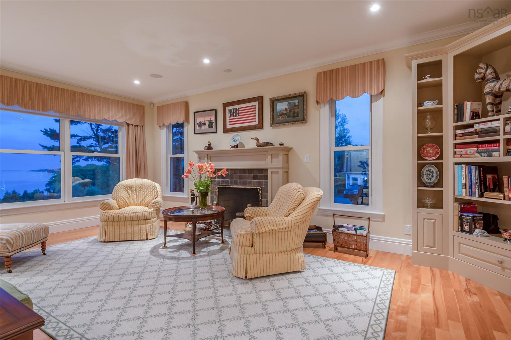 $2,950,000.00: 116 Princes Inlet Drive, Martins Brook