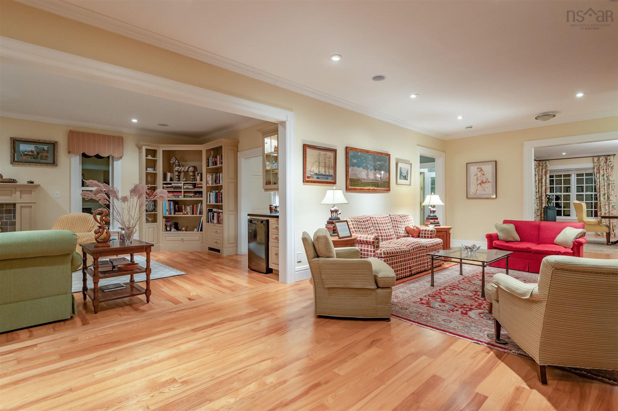 $2,950,000.00: 116 Princes Inlet Drive, Martins Brook