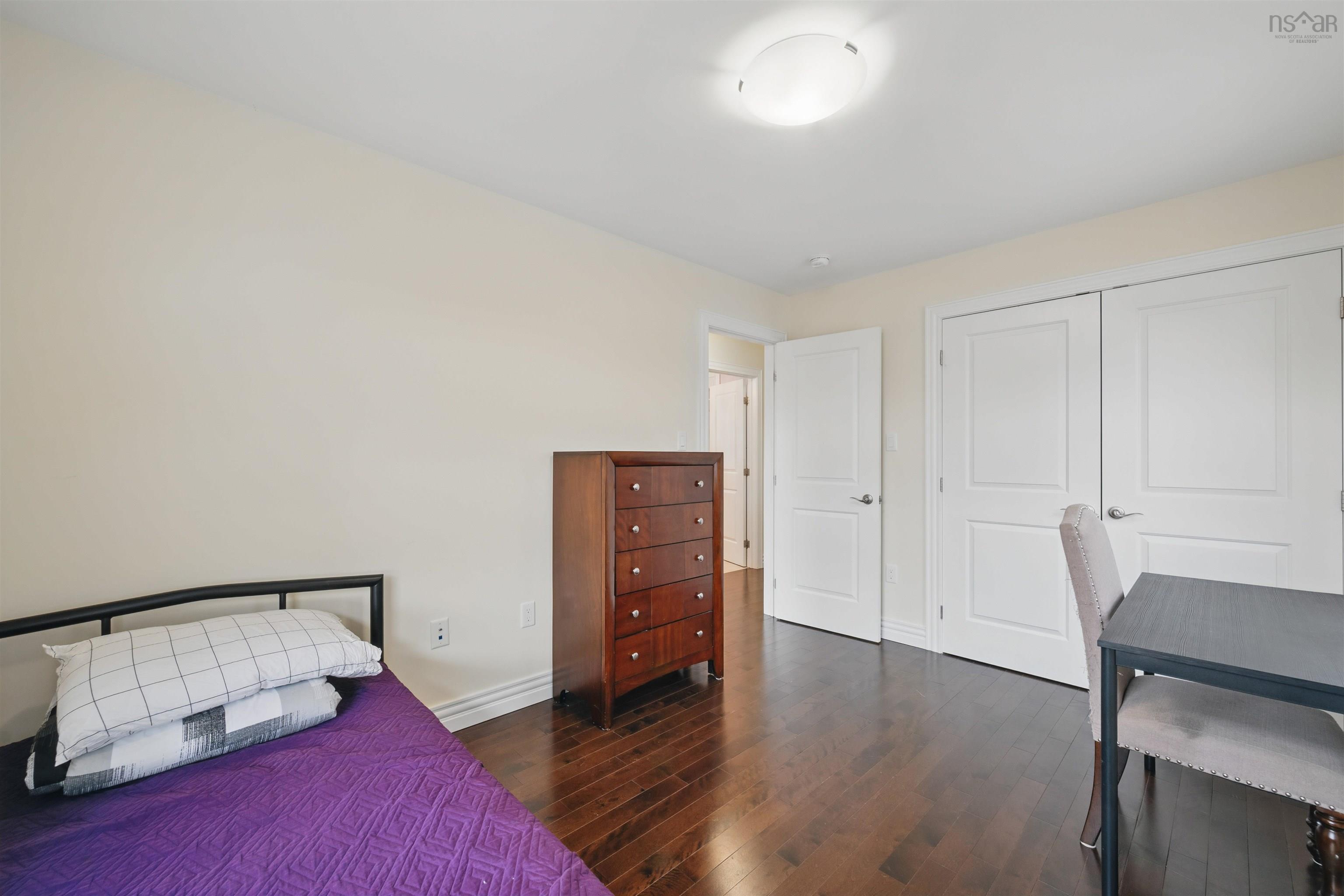 $799,000.00: 292 Fleetview Drive, Halifax