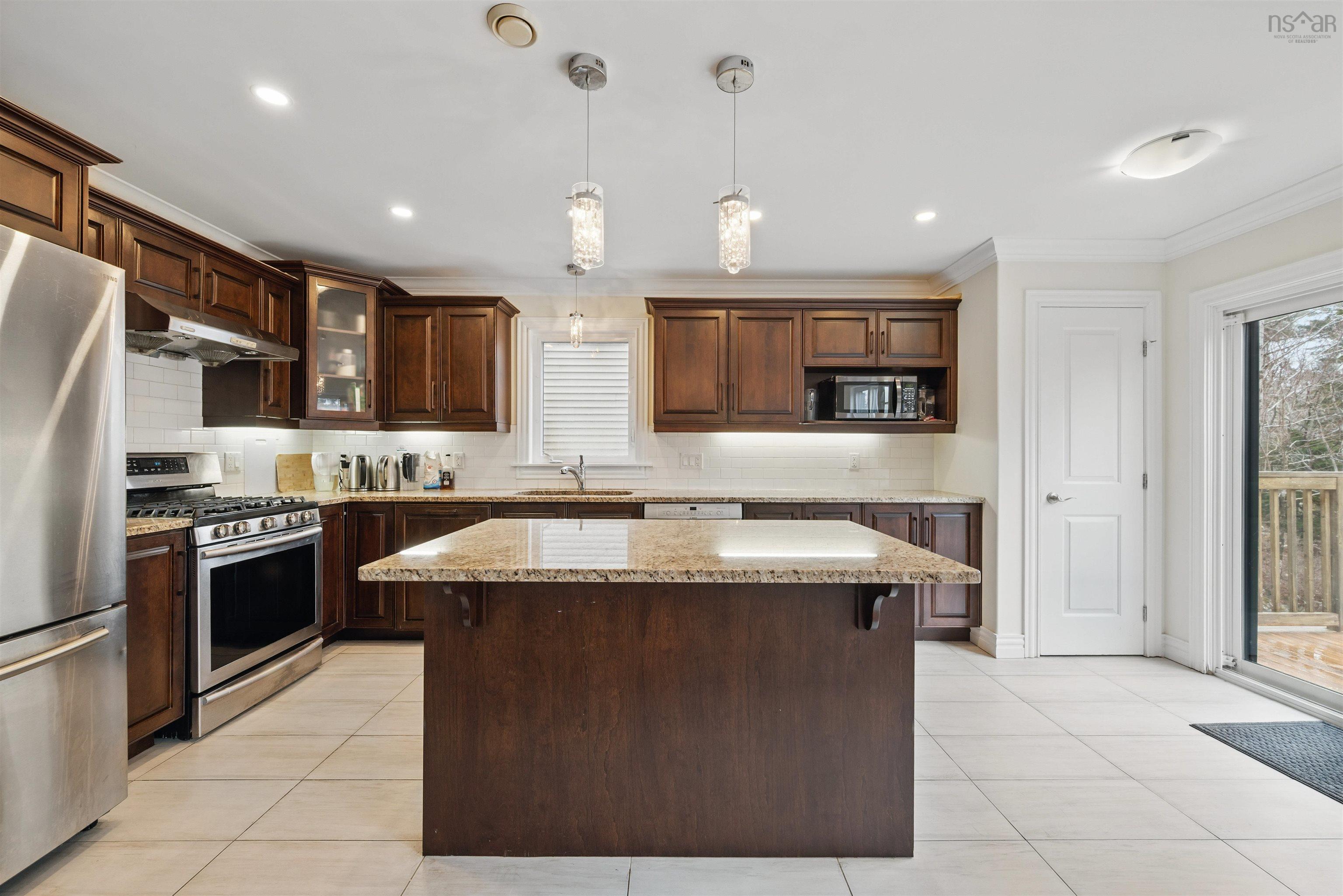 $799,000.00: 292 Fleetview Drive, Halifax