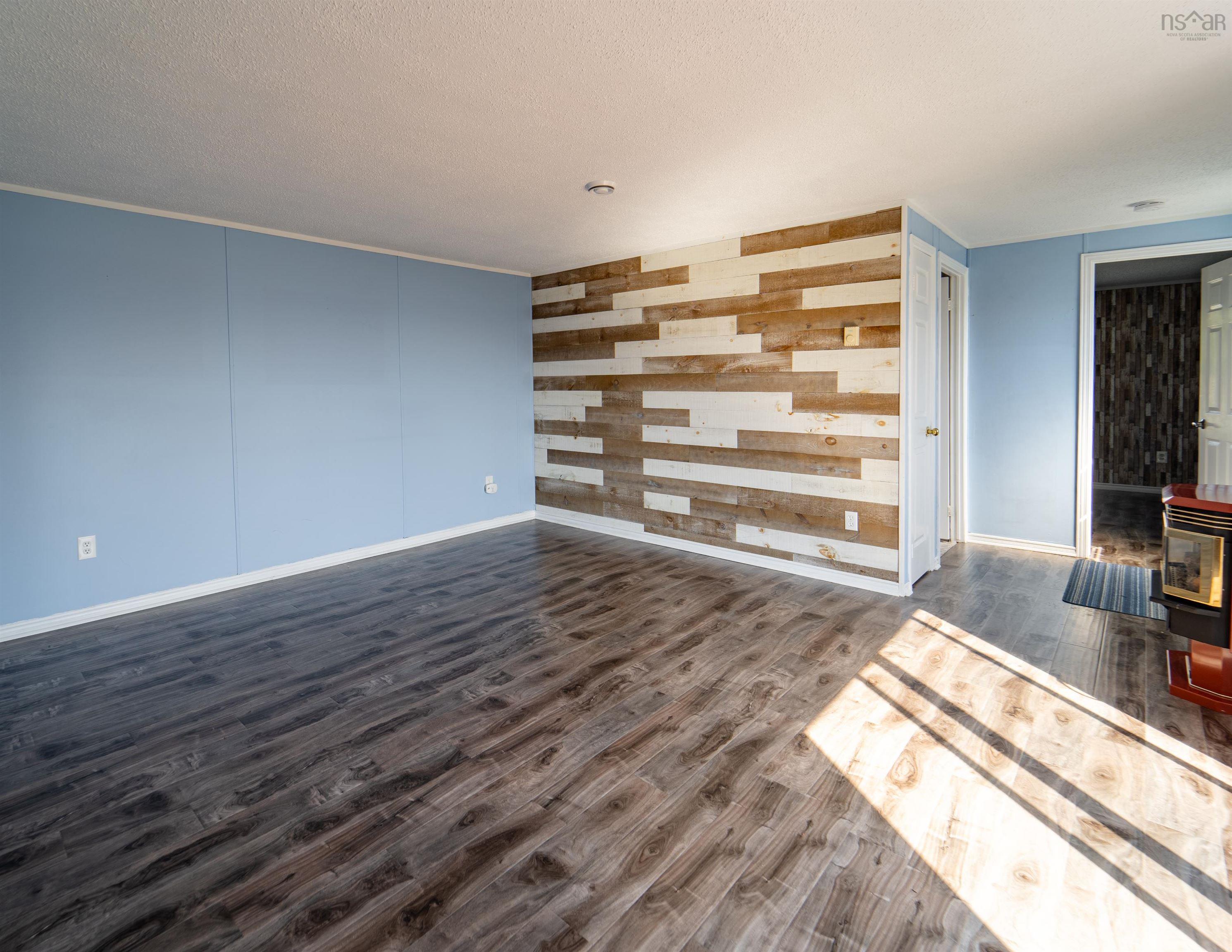 $285,000.00: 2722 Sandy Point Road, Lower Sandy Point