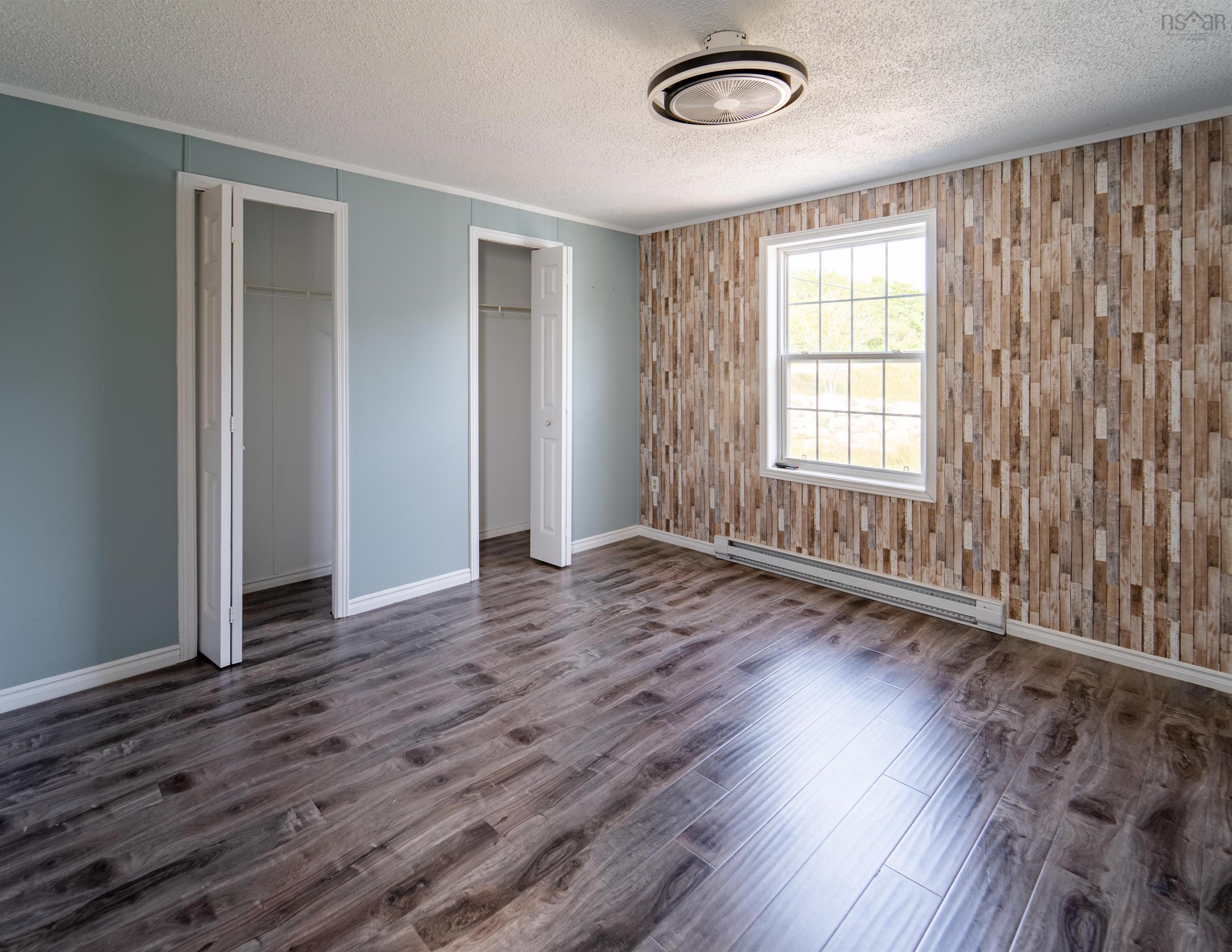 $285,000.00: 2722 Sandy Point Road, Lower Sandy Point