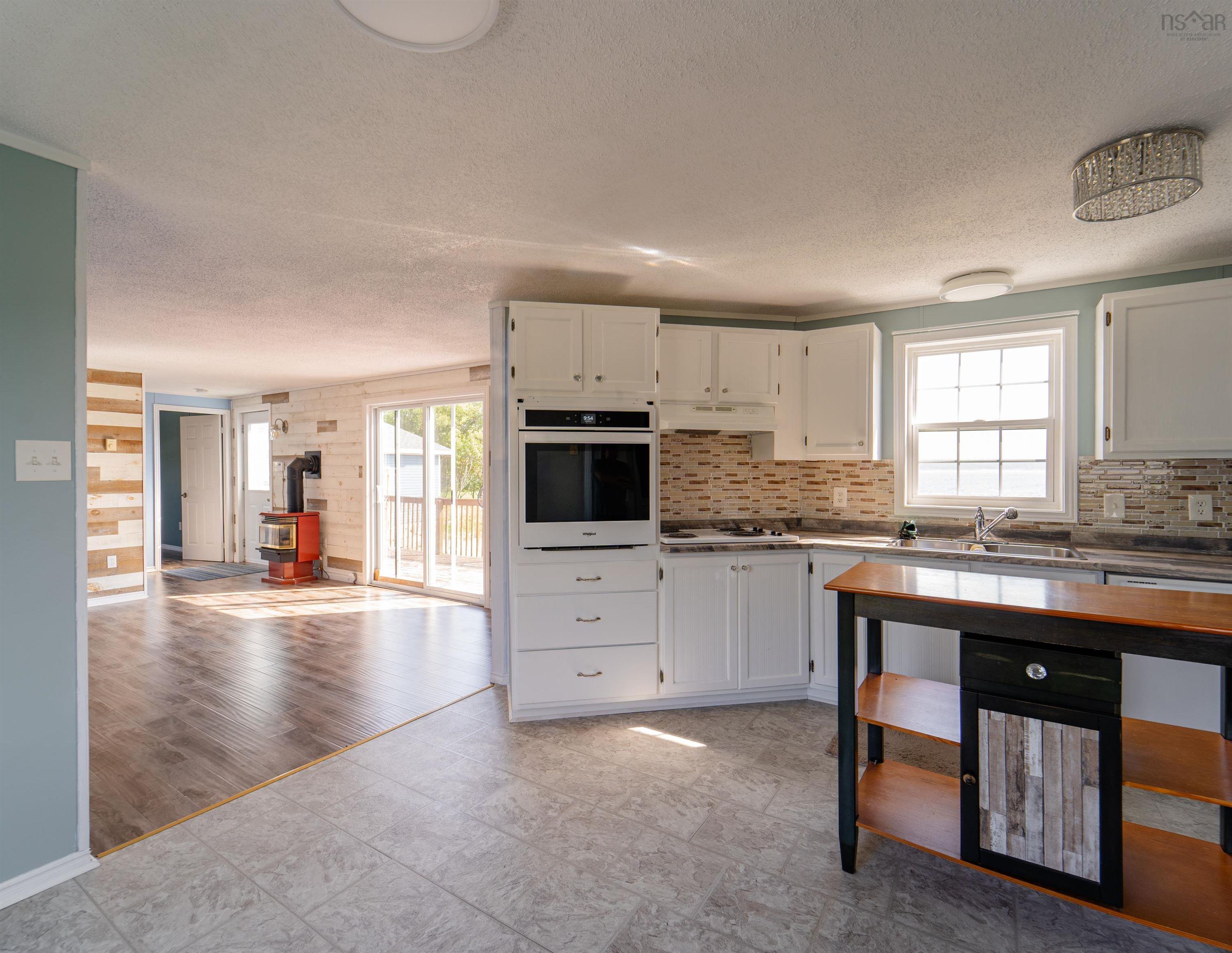 $285,000.00: 2722 Sandy Point Road, Lower Sandy Point