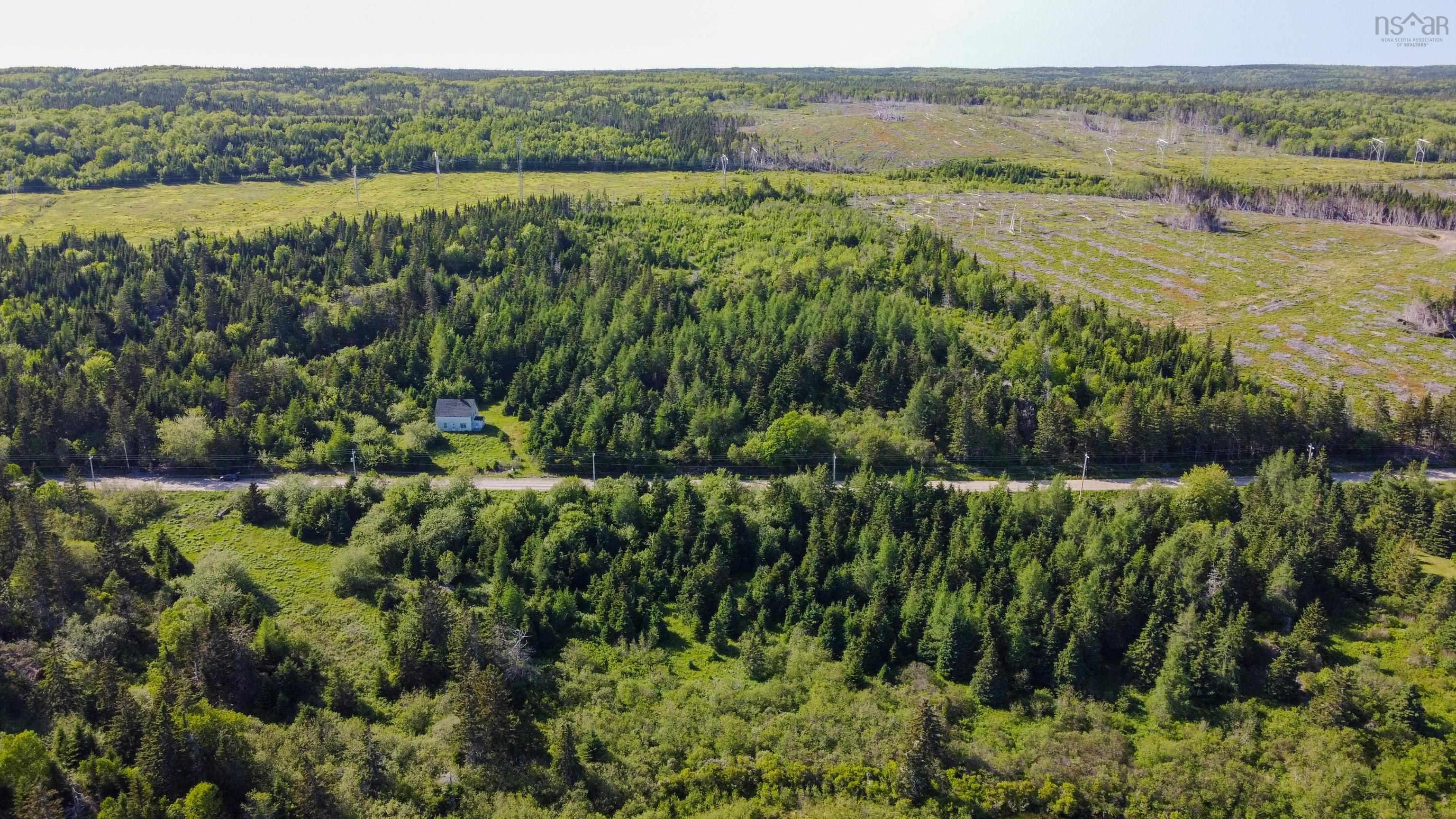 $299,900.00: 824 Salem Road, Enon