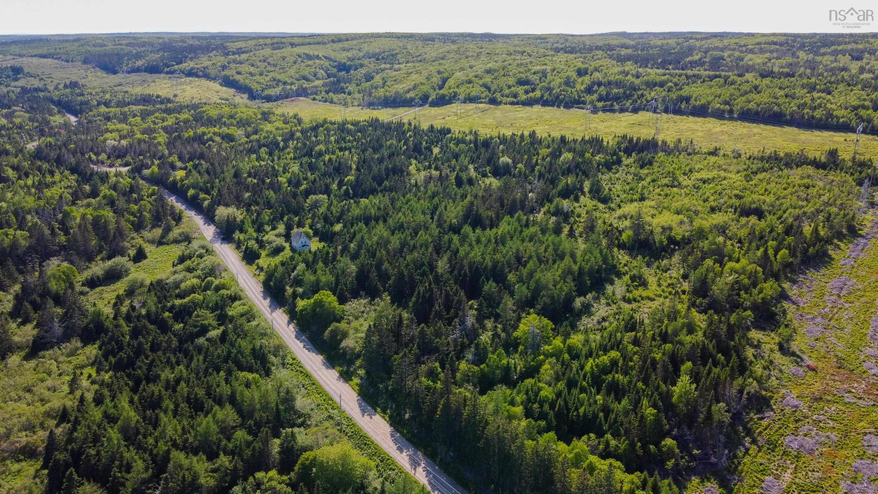 $299,900.00: 824 Salem Road, Enon