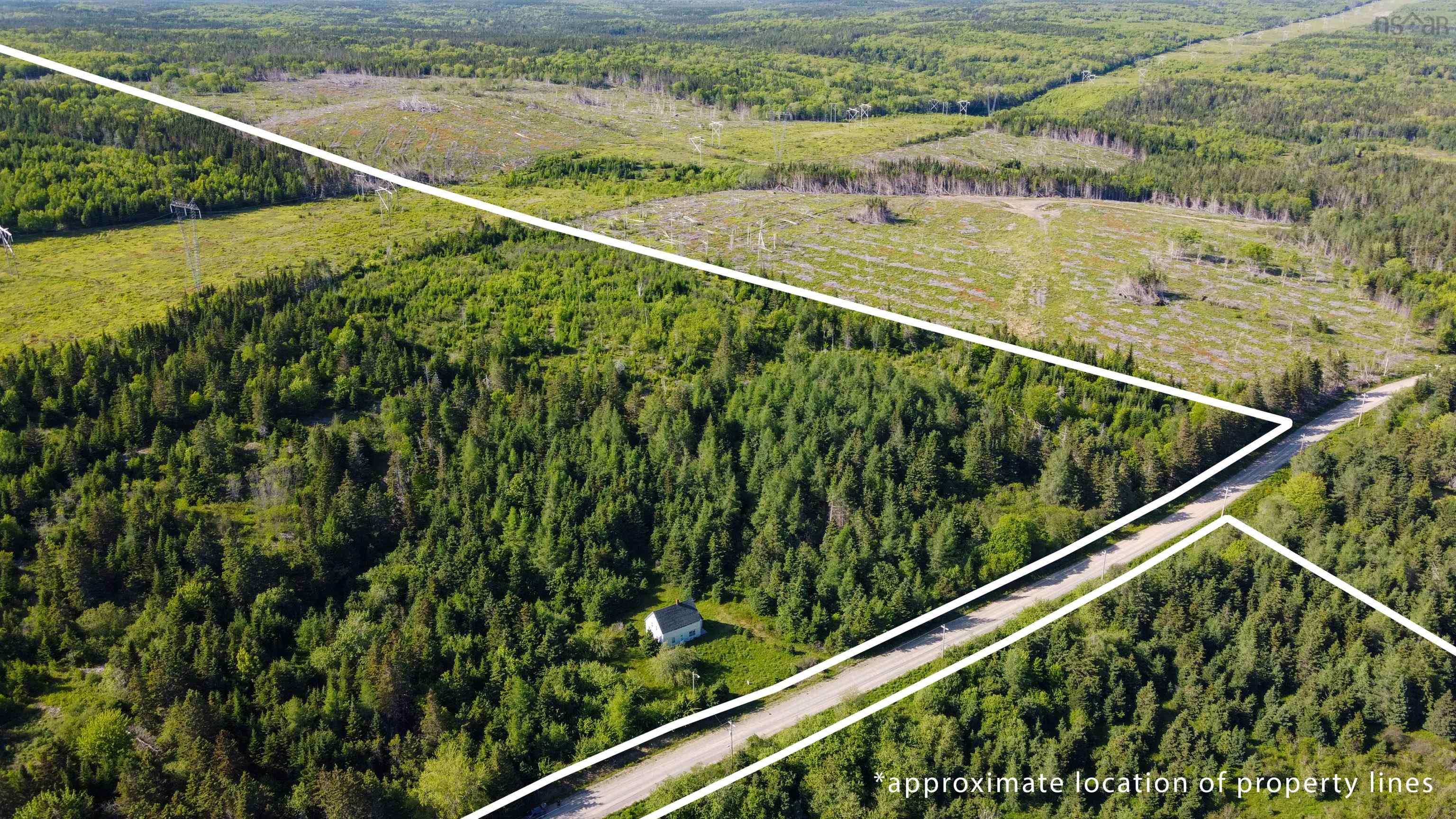 $299,900.00: 824 Salem Road, Enon