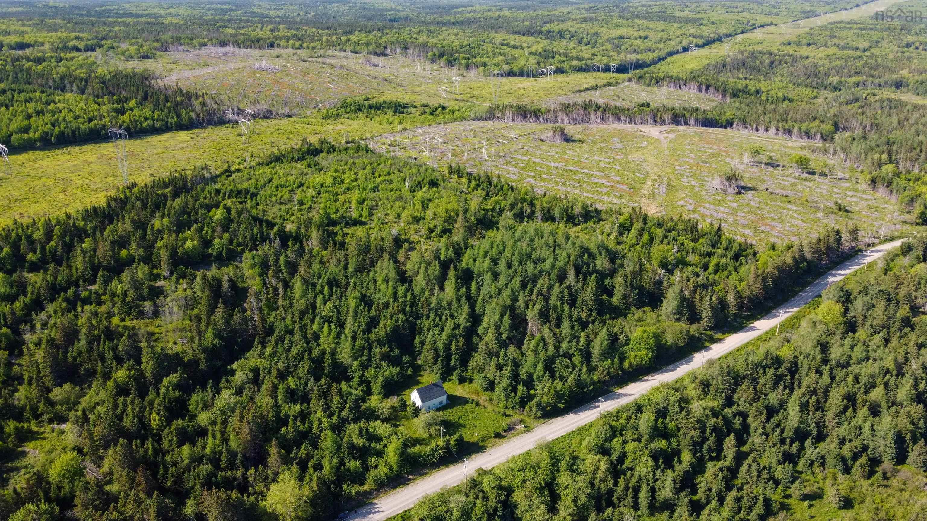 $299,900.00: 824 Salem Road, Enon