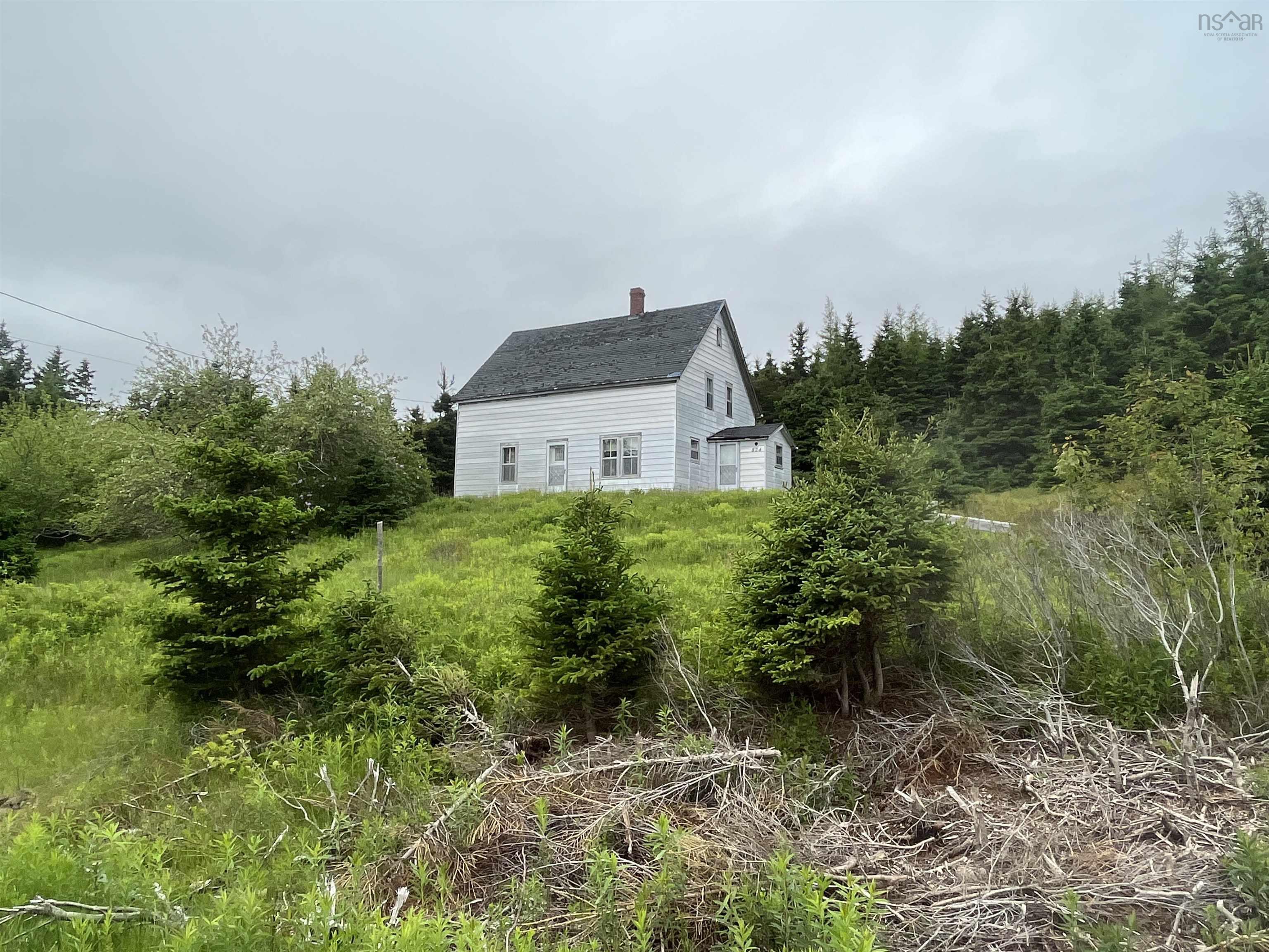 $299,900.00: 824 Salem Road, Enon