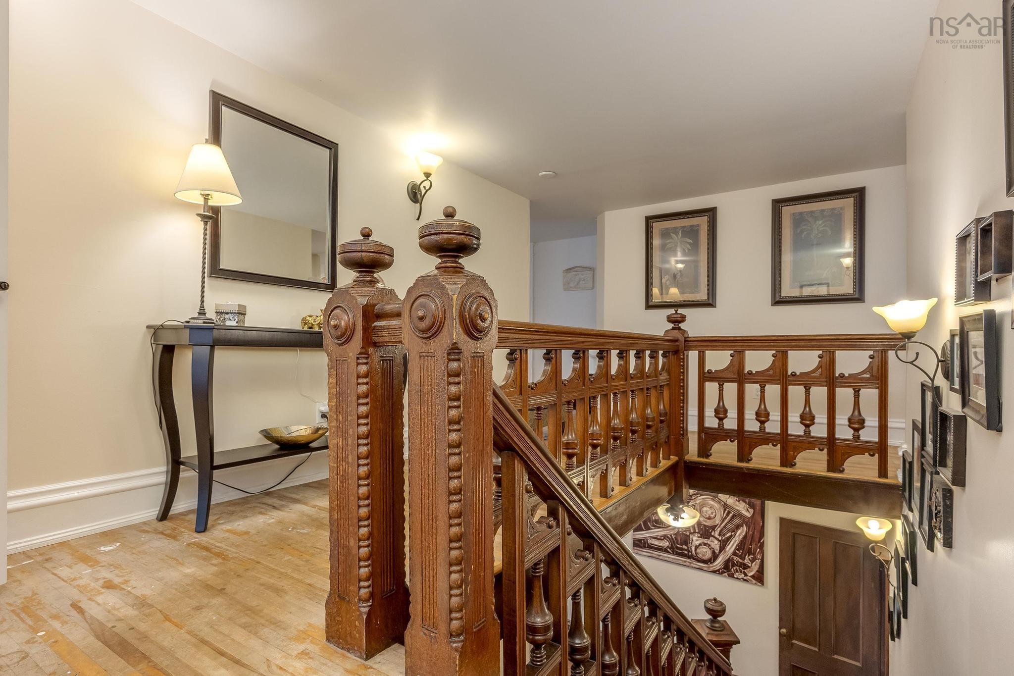 $1,049,000.00: 76 Montague Row, Digby