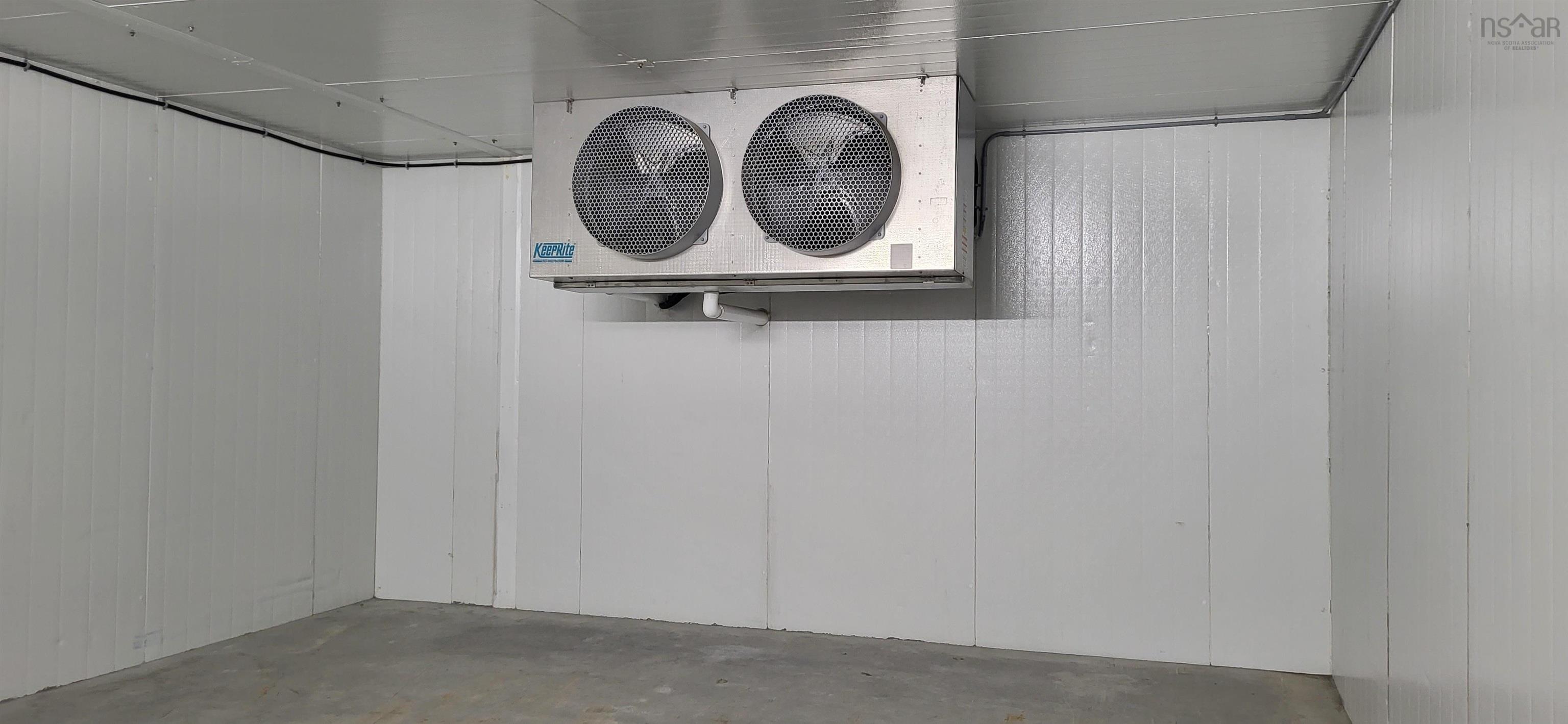 $600,000.00: 1 7861 Highway 1, Meteghan