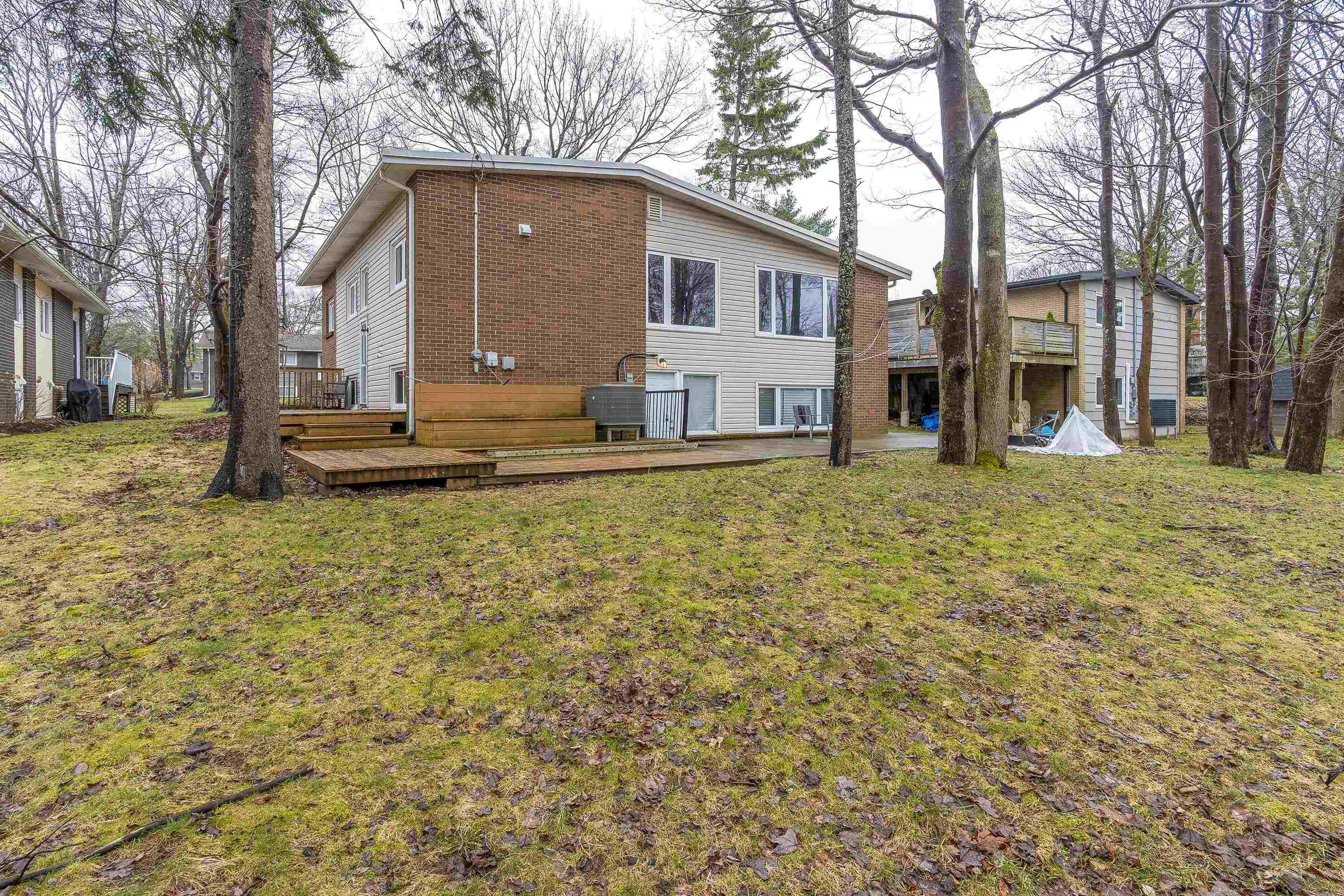 33 Southill Drive 