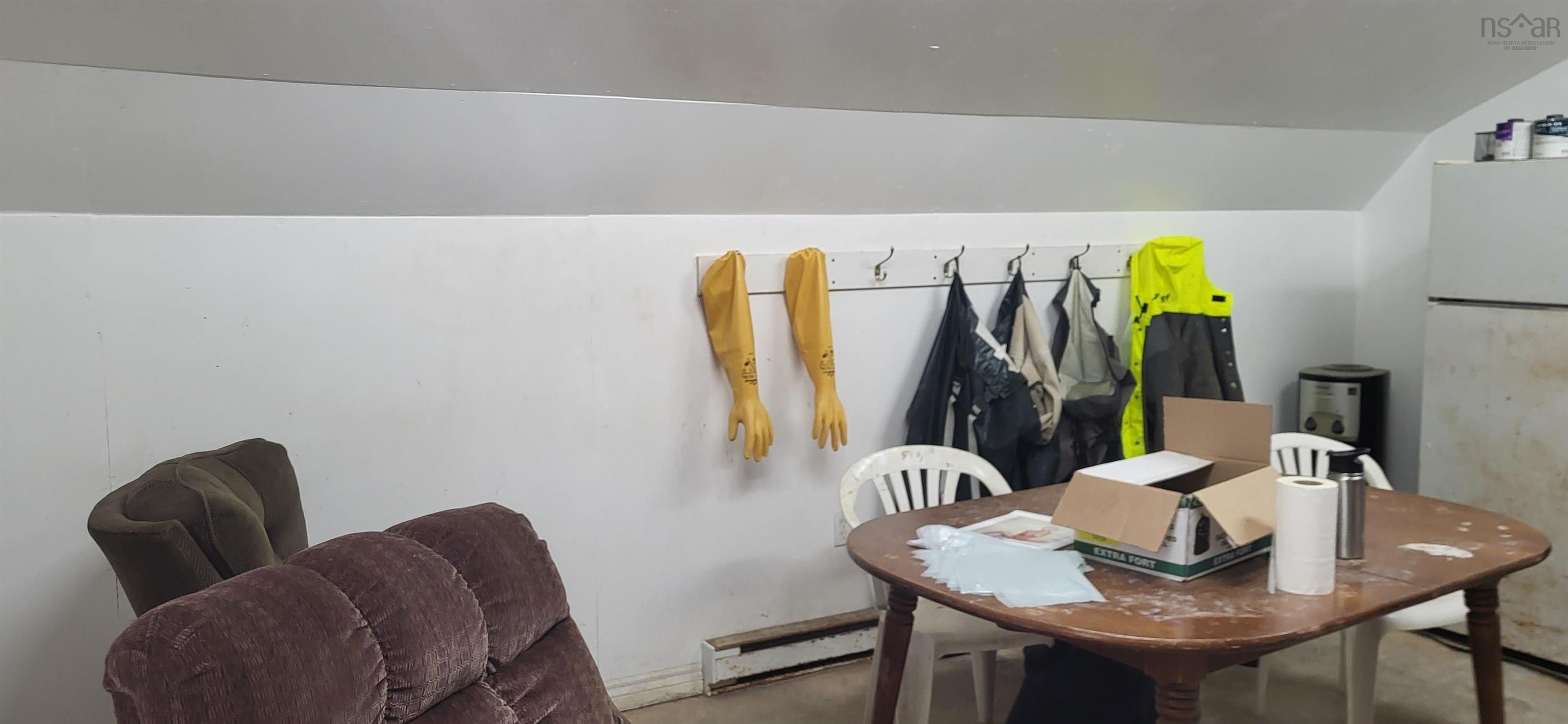 $900,000.00: 9095-9087-9101 Highway 1 Meteghan River,, Meteghan River