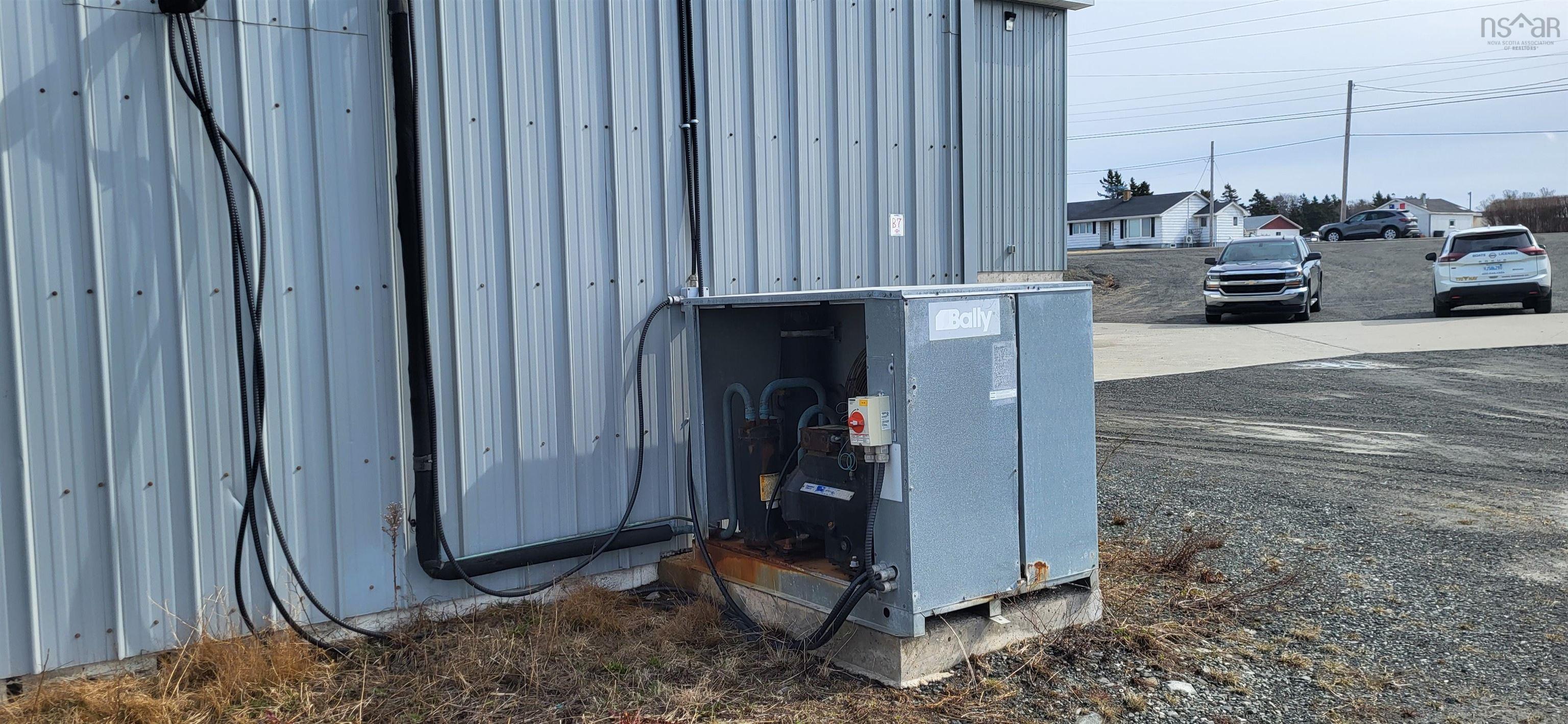 $900,000.00: 9095-9087-9101 Highway 1 Meteghan River,, Meteghan River