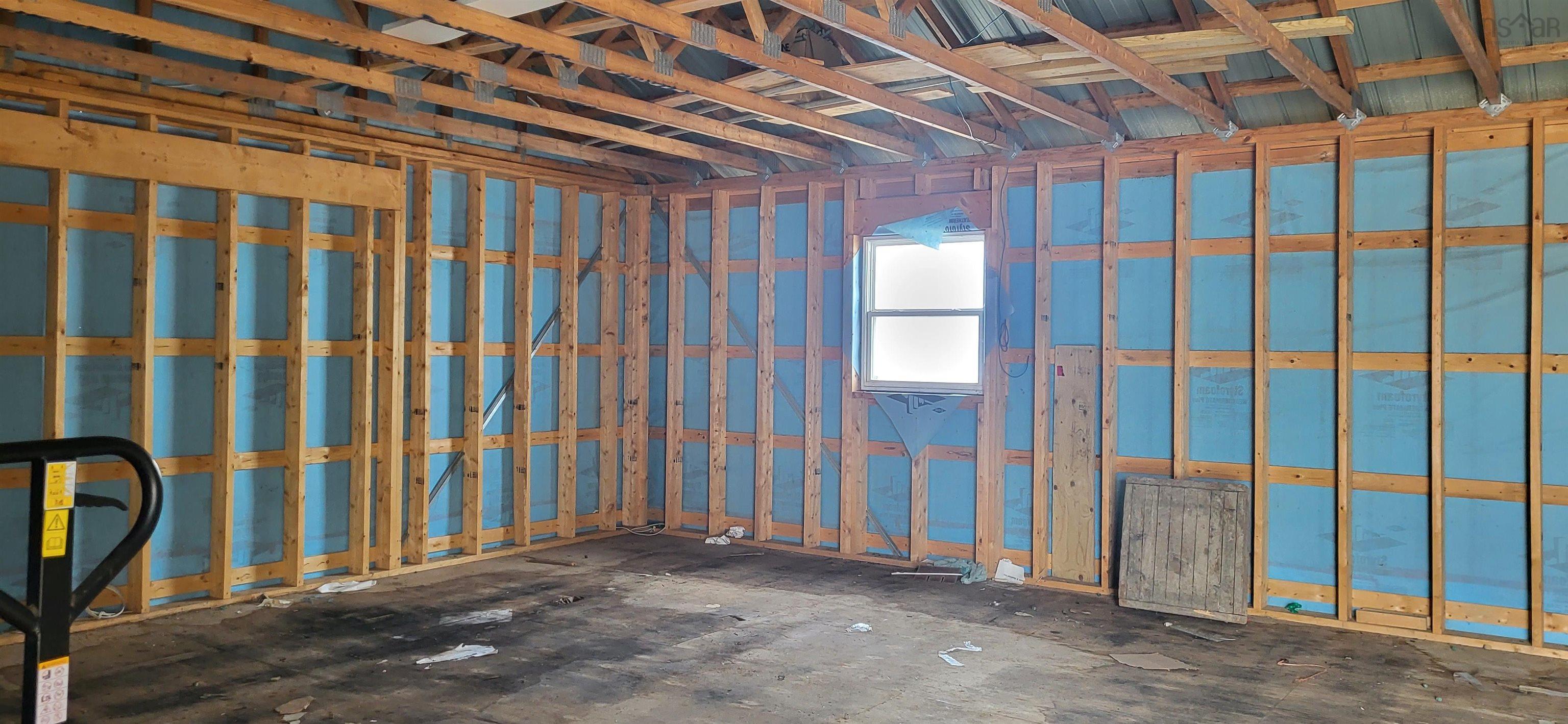 $900,000.00: 9095-9087-9101 Highway 1 Meteghan River,, Meteghan River