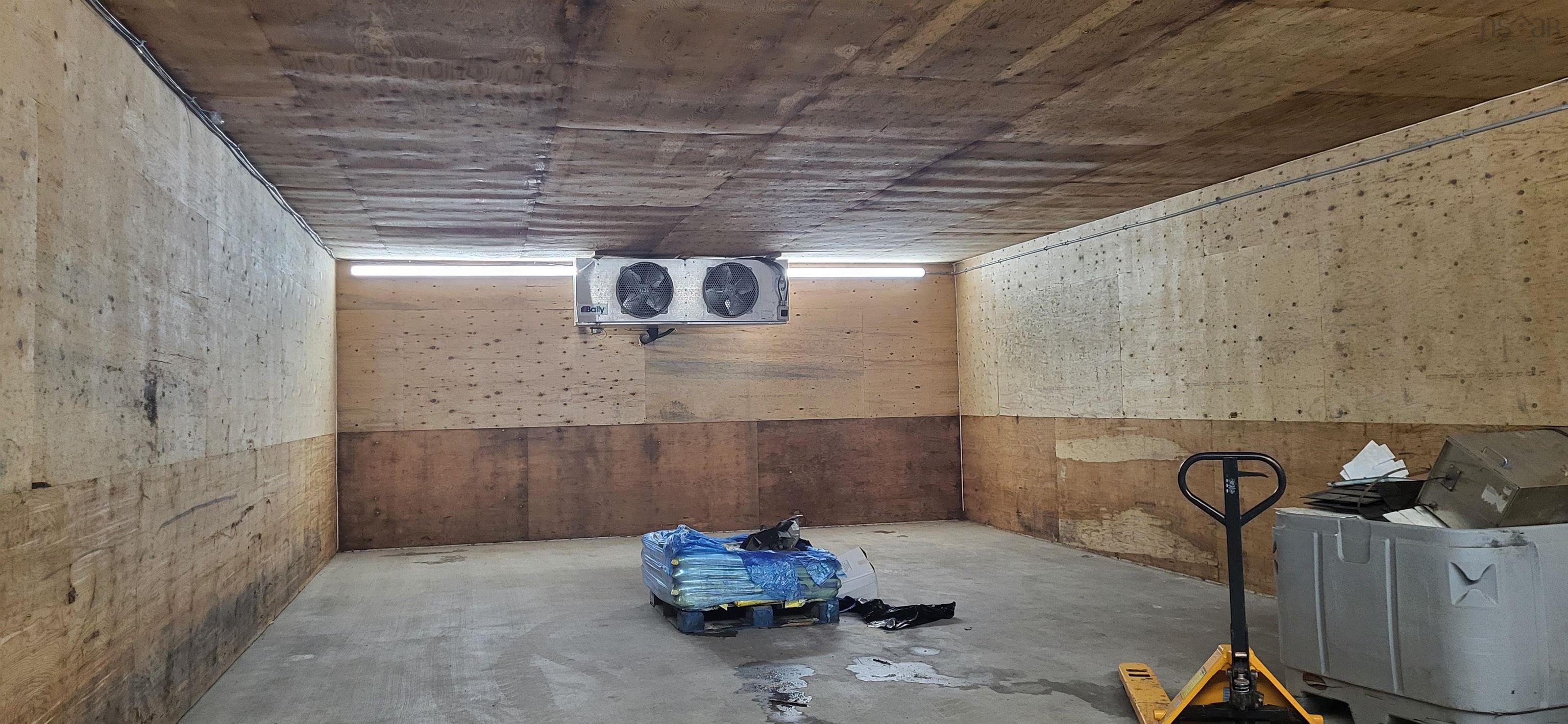 $900,000.00: 9095-9087-9101 Highway 1 Meteghan River,, Meteghan River