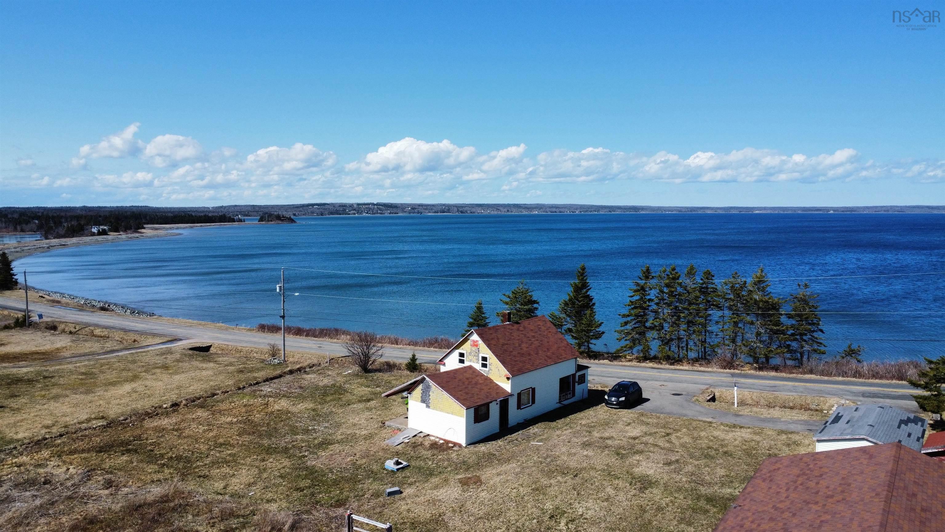 $165,000.00: 934 Mira Bay Drive, Catalone Gut